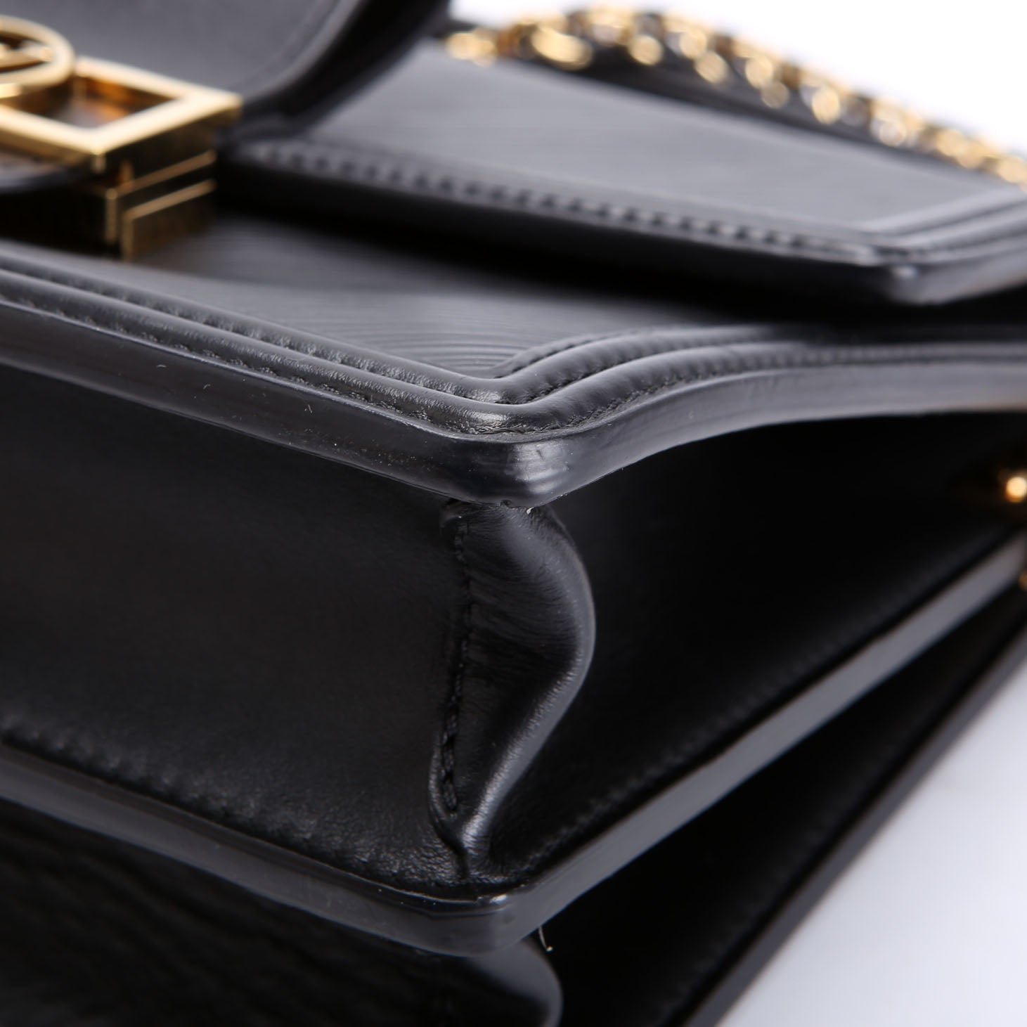 Dauphine MM Epi Black