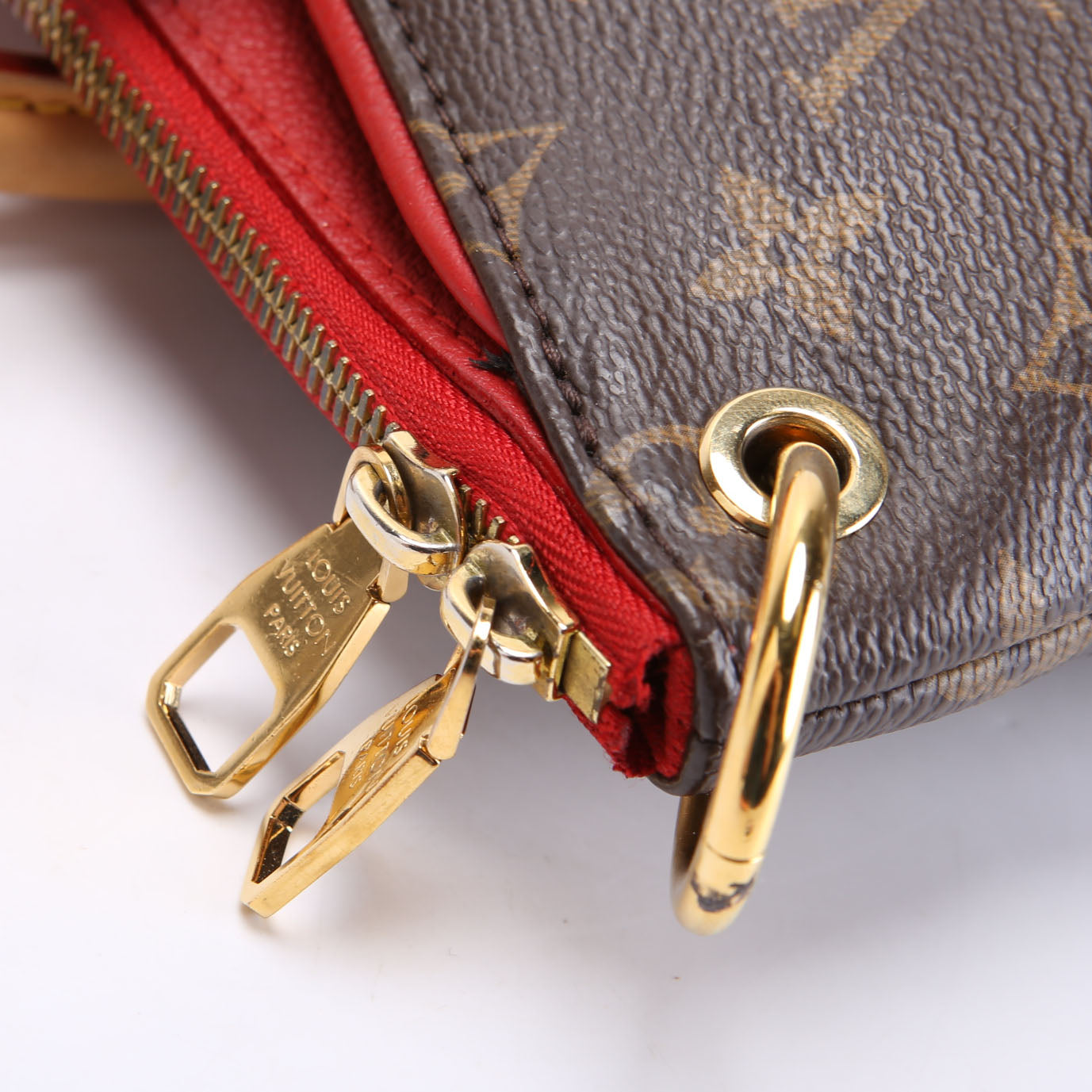 Pallas Tote Monogram Canvas Side