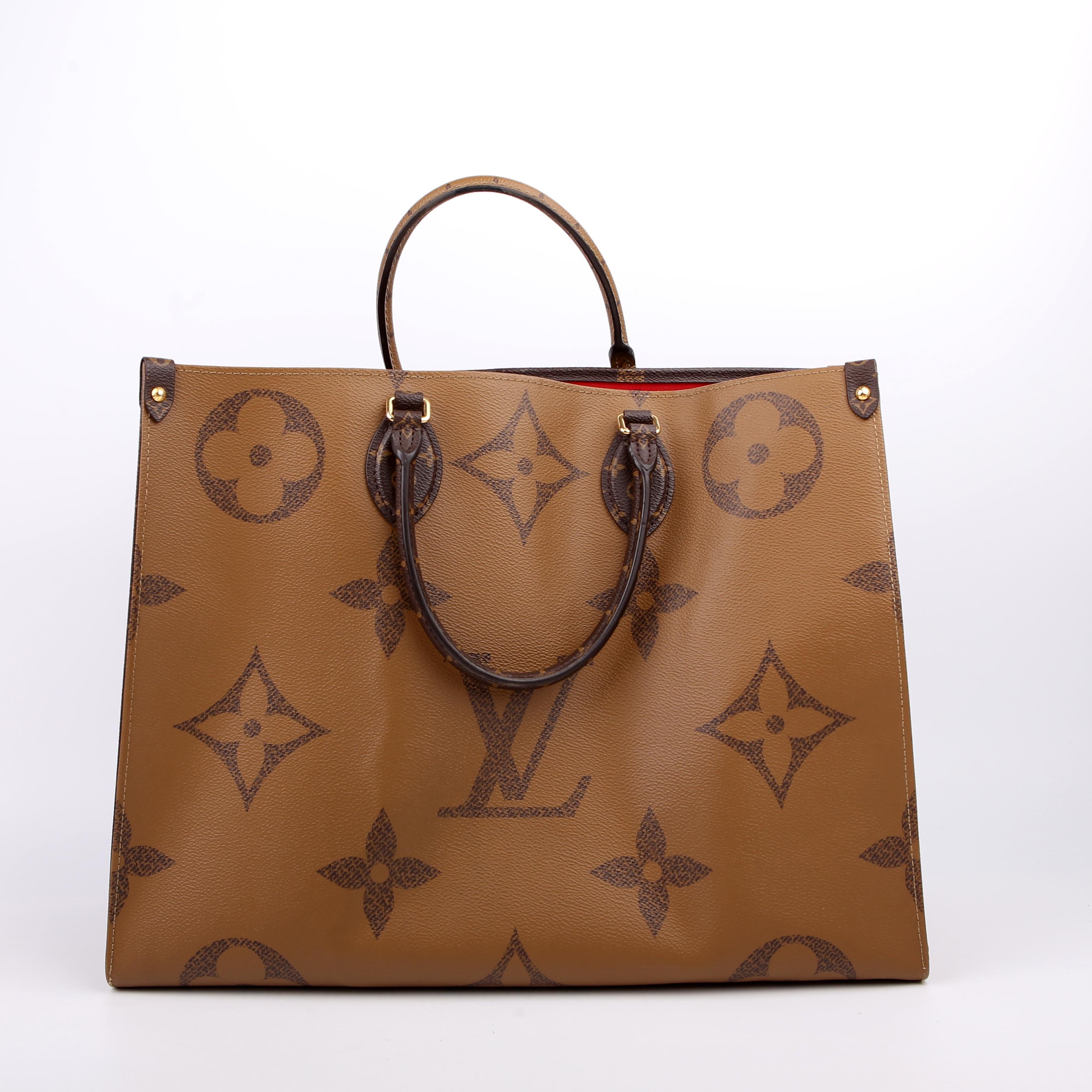ONTHEGO GM Reverse Monogram Black