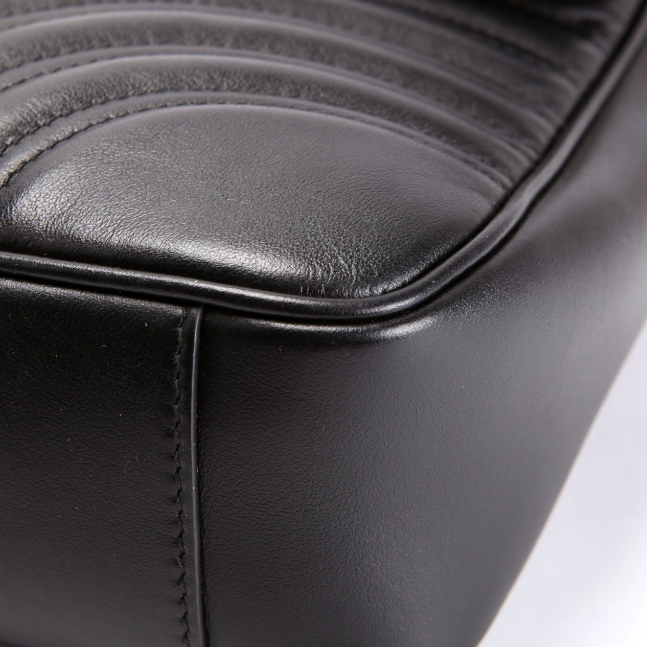 443496 Marmont Leather Shoulder Medium