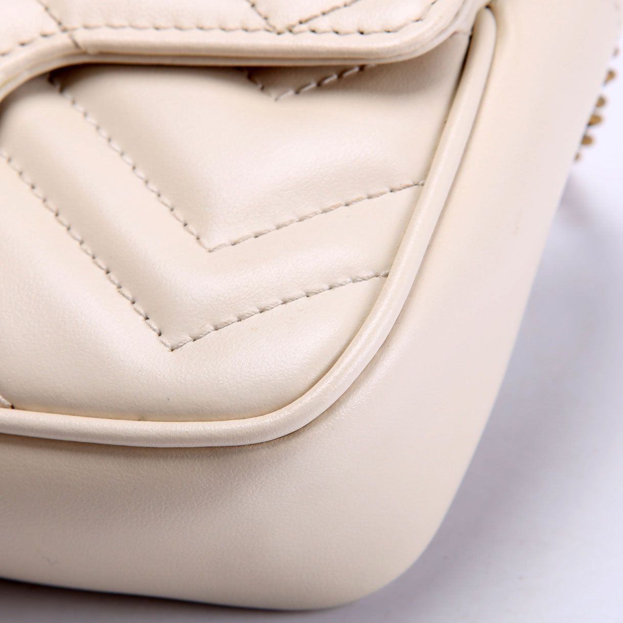 476433 Marmont Leather Super Mini Flap
