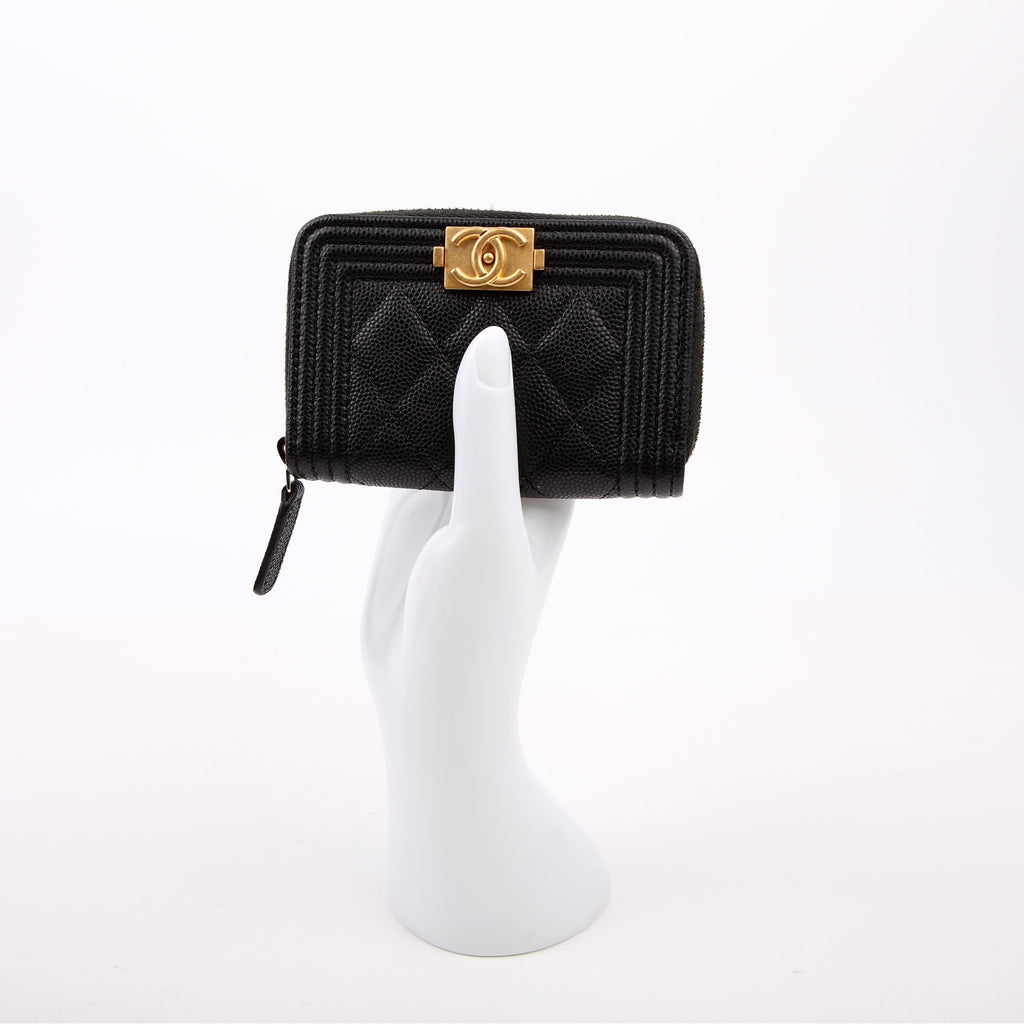 Boy Zip Around Coin Purse Quilted Caviar RFID Black/Gold