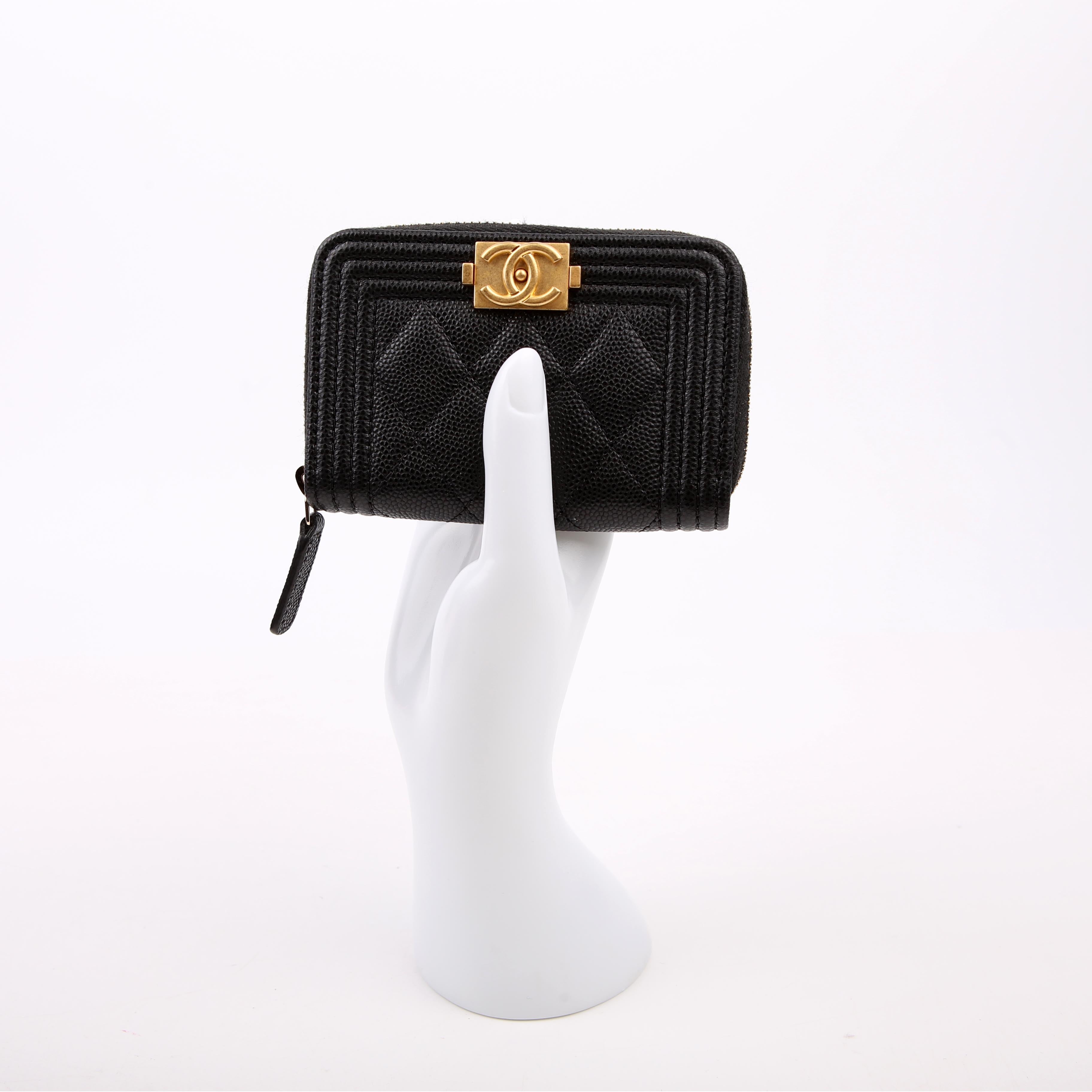 Boy Zip Around Coin Purse Quilted Caviar RFID Black/Gold