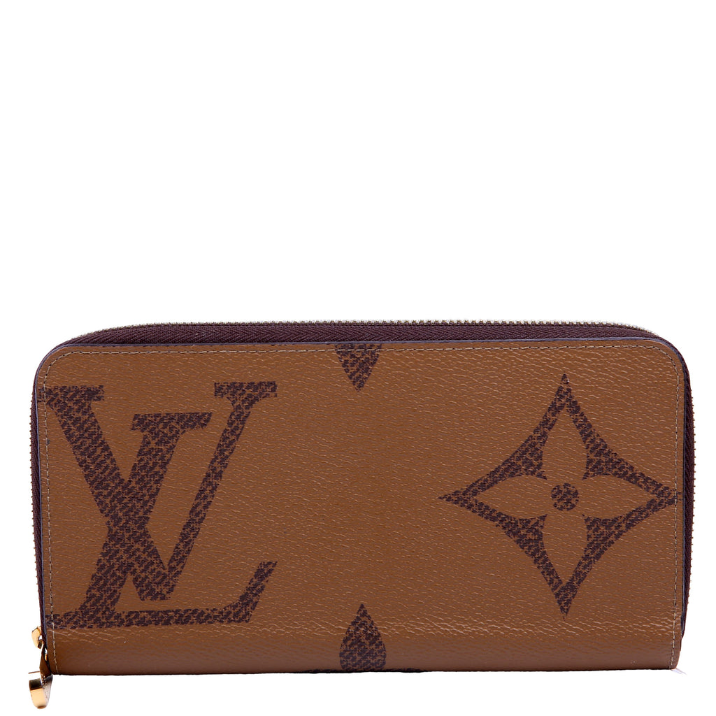 Zippy Wallet Giant Reverse Monogram