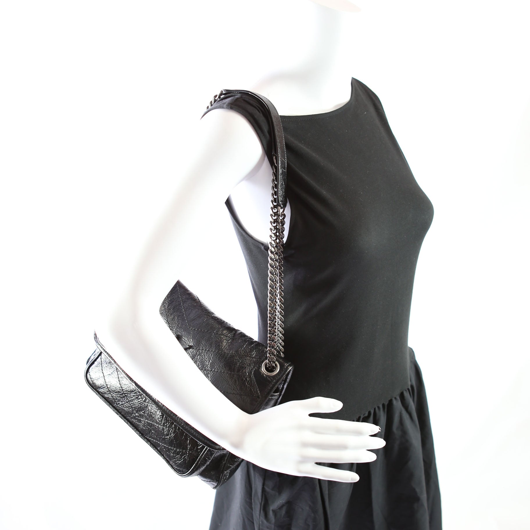 SAINT LAURENT Niki Medium 498894 Black