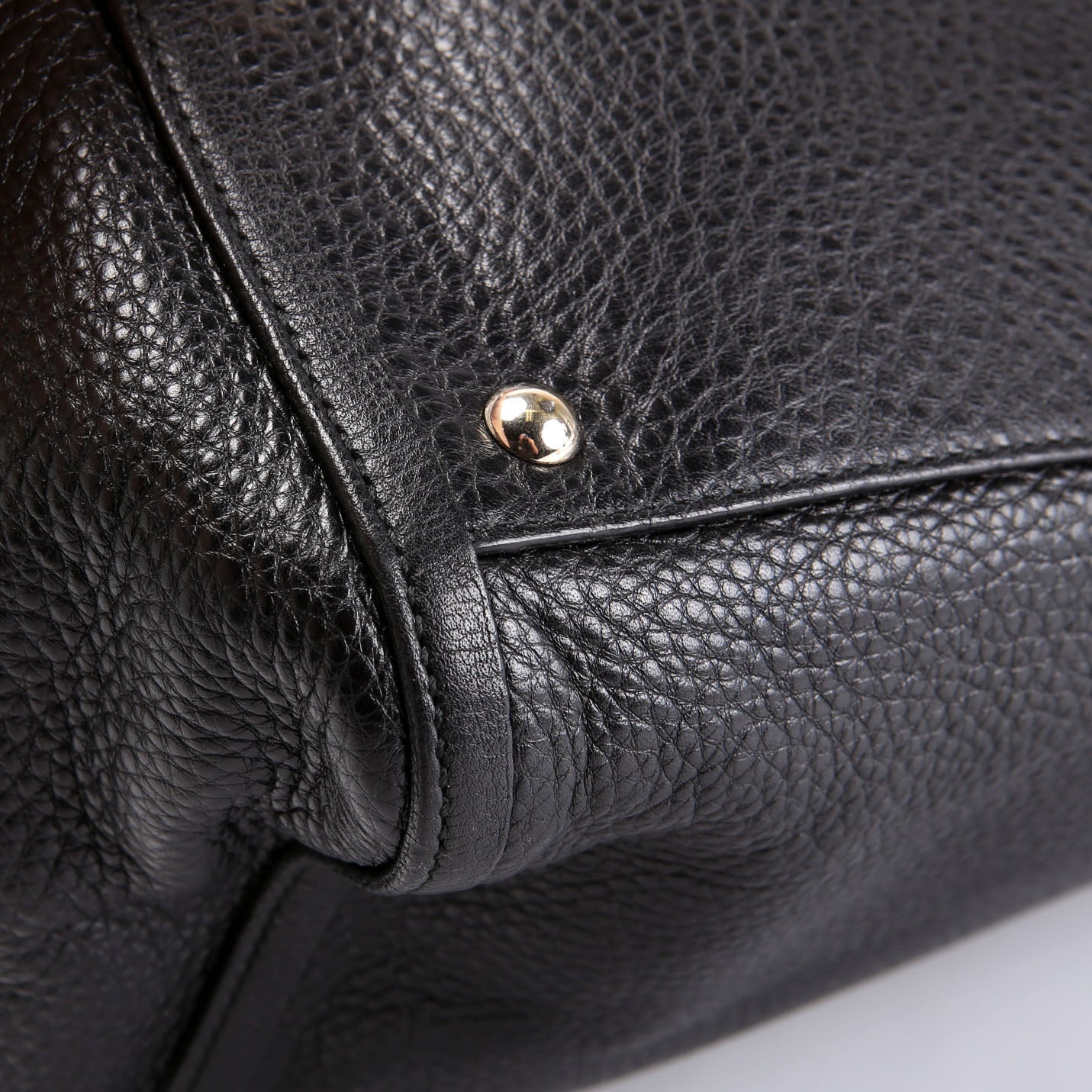 282309 Soho Leather Hobo Medium Black