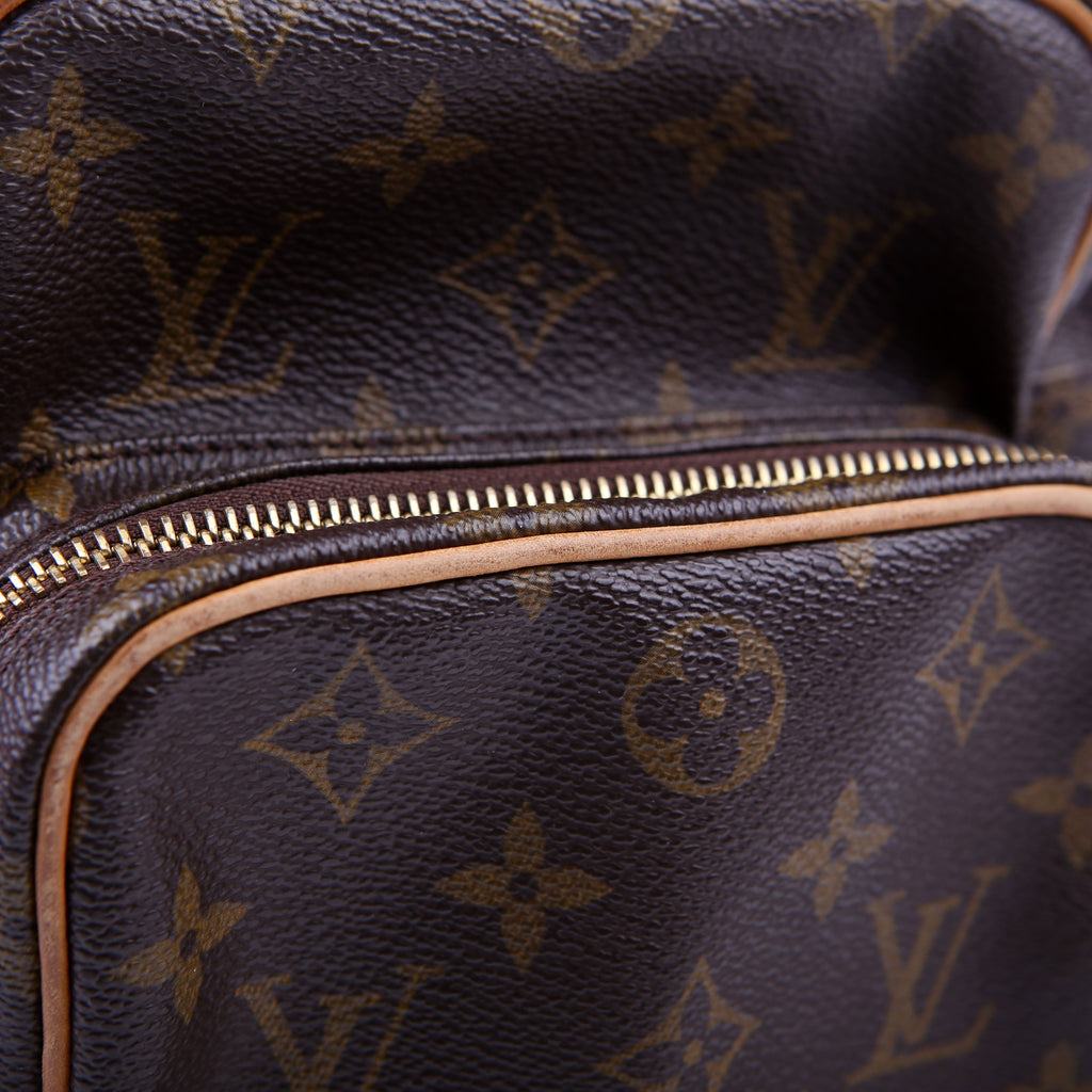 Amazone Monogram
