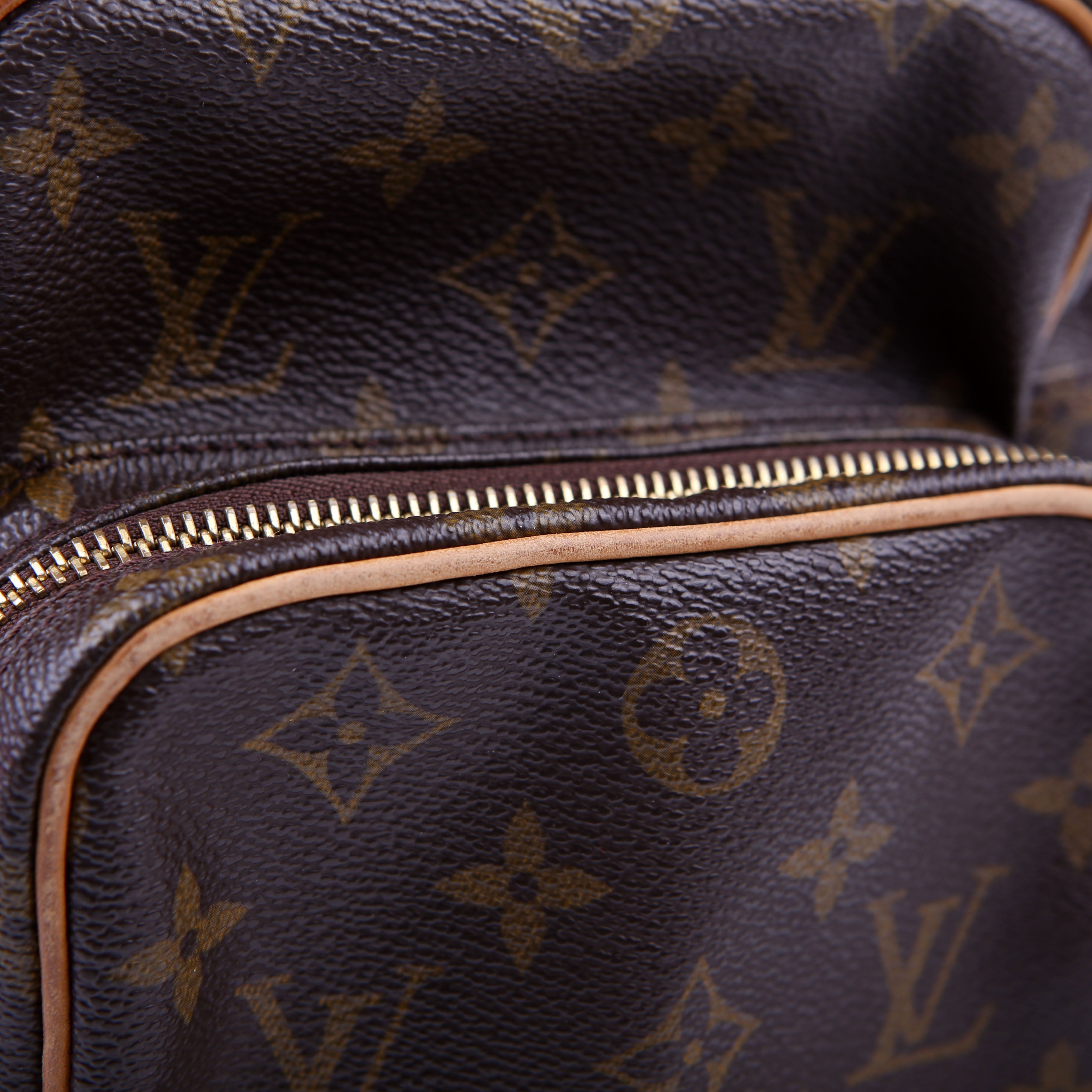 Amazone Monogram