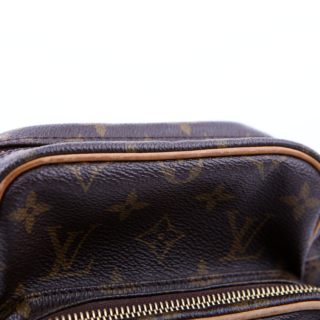Amazone Monogram