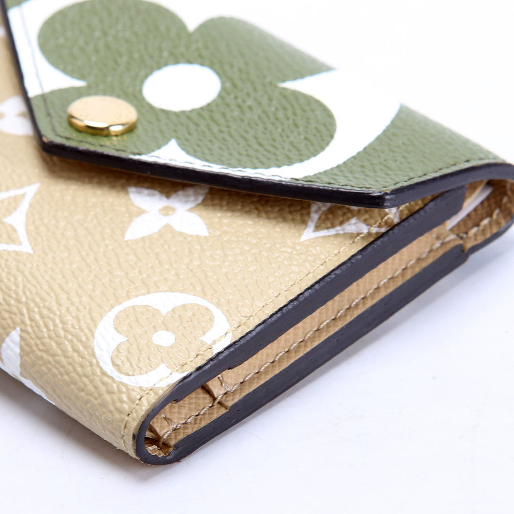 Zoe Wallet Giant Monogram Green/Tan