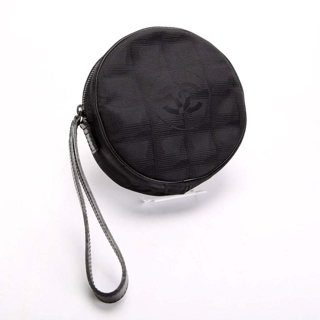 Travel Linge Round Wristlet Black