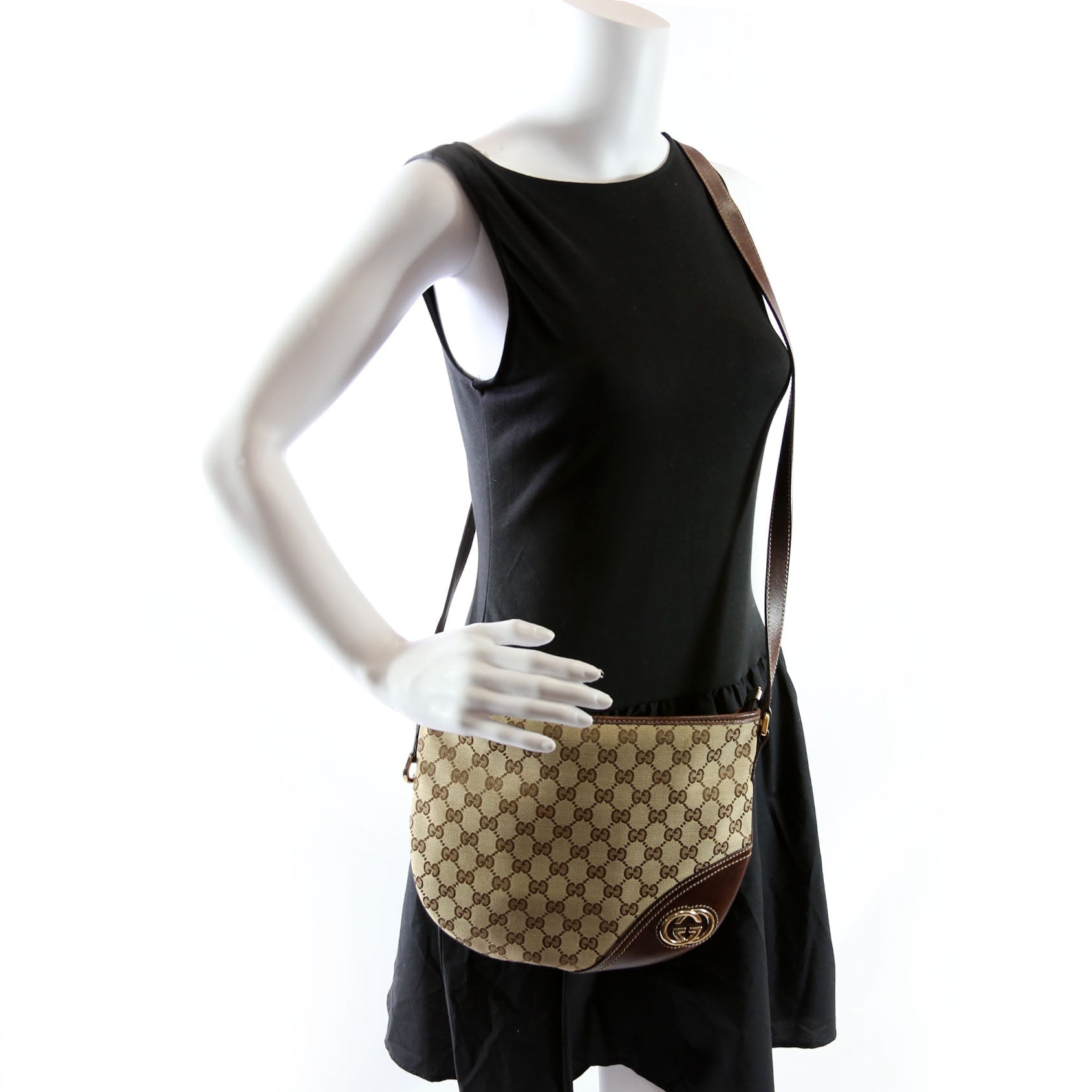 169998 GG Canvas New Britt Shoulder