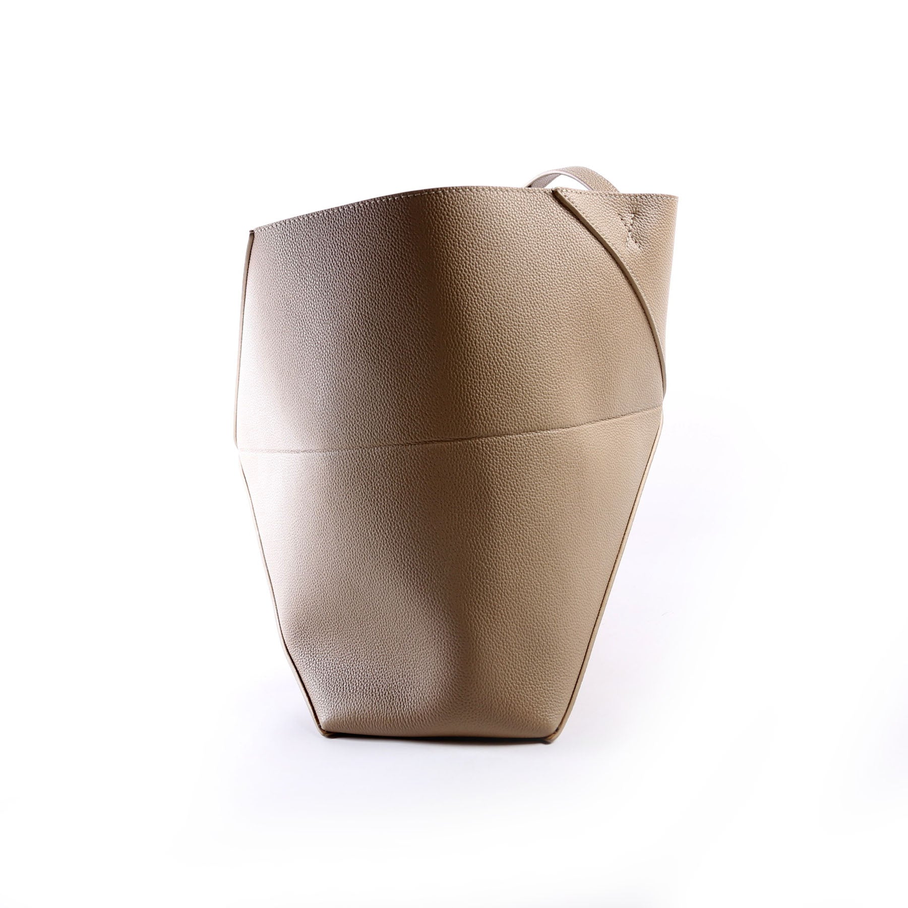 Puzzle Fold Tote Horizontal Medium Grained Calfskin