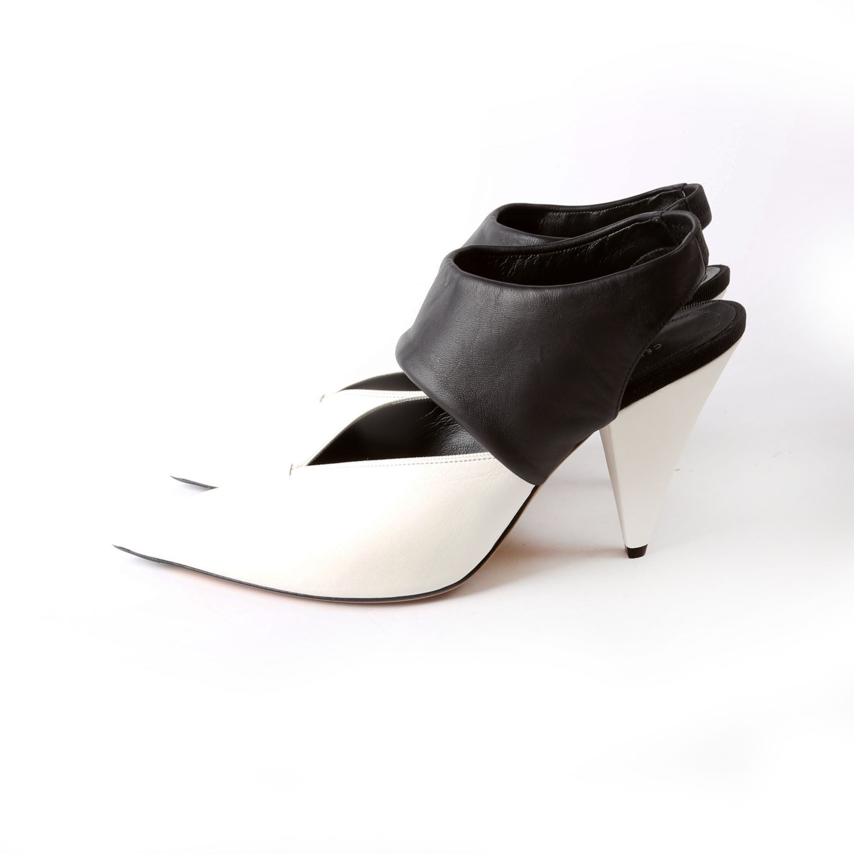 Leather Two-Tone Slingback Pumps Size 39