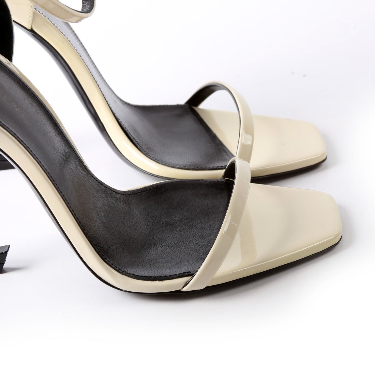 Opyum Sandal Heels Size 39