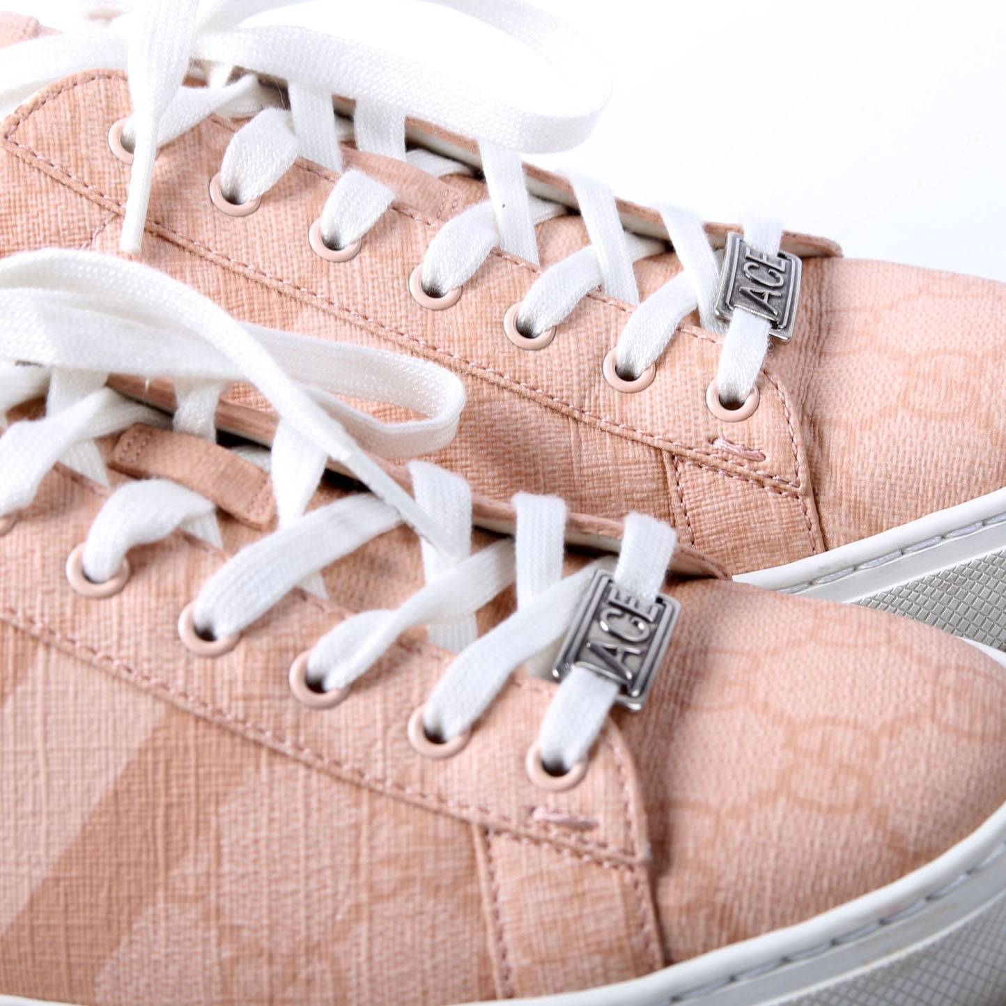 Gucci New Ace GG Supreme Size 38 Peach