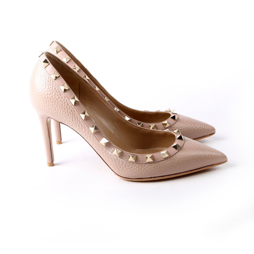 Rockstud Leather Pumps Size 36 Tan