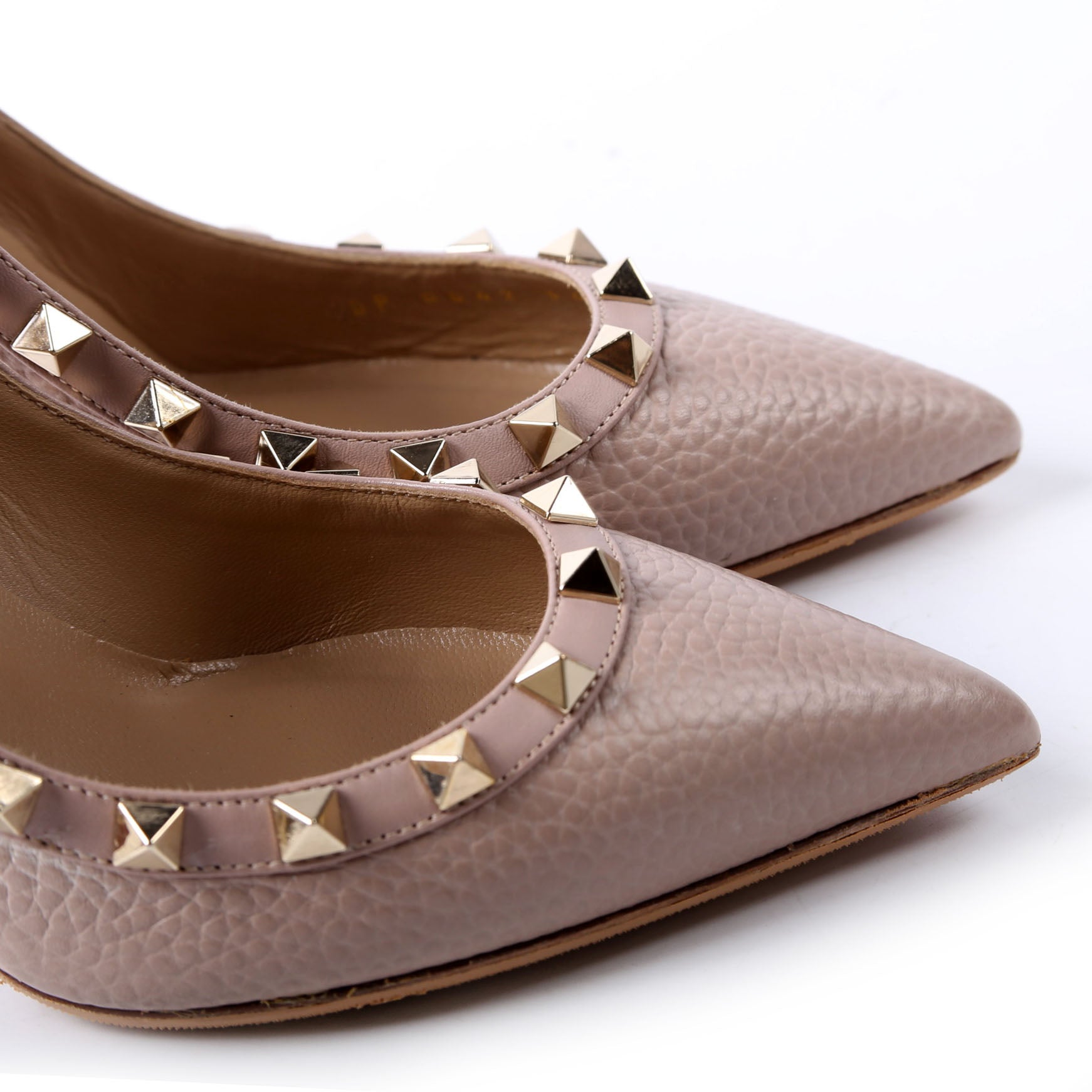 Rockstud Leather Pumps Size 36 Tan