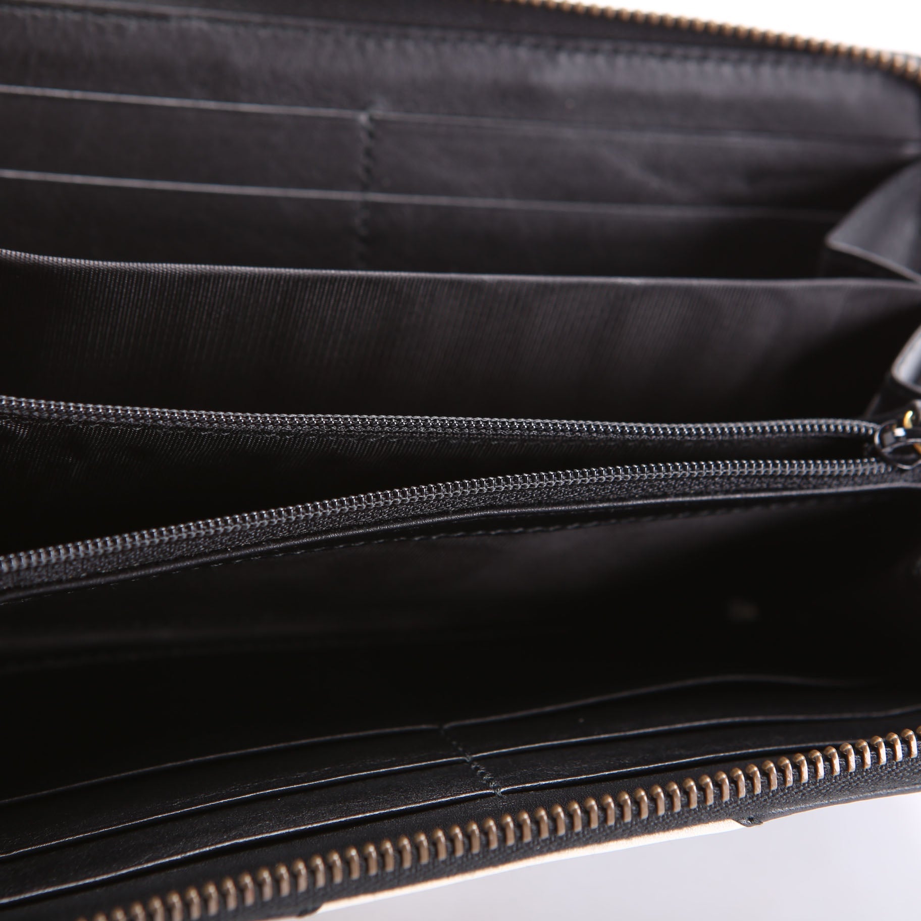 443123 GG Marmont Zip Around Wallet Black/Ivory