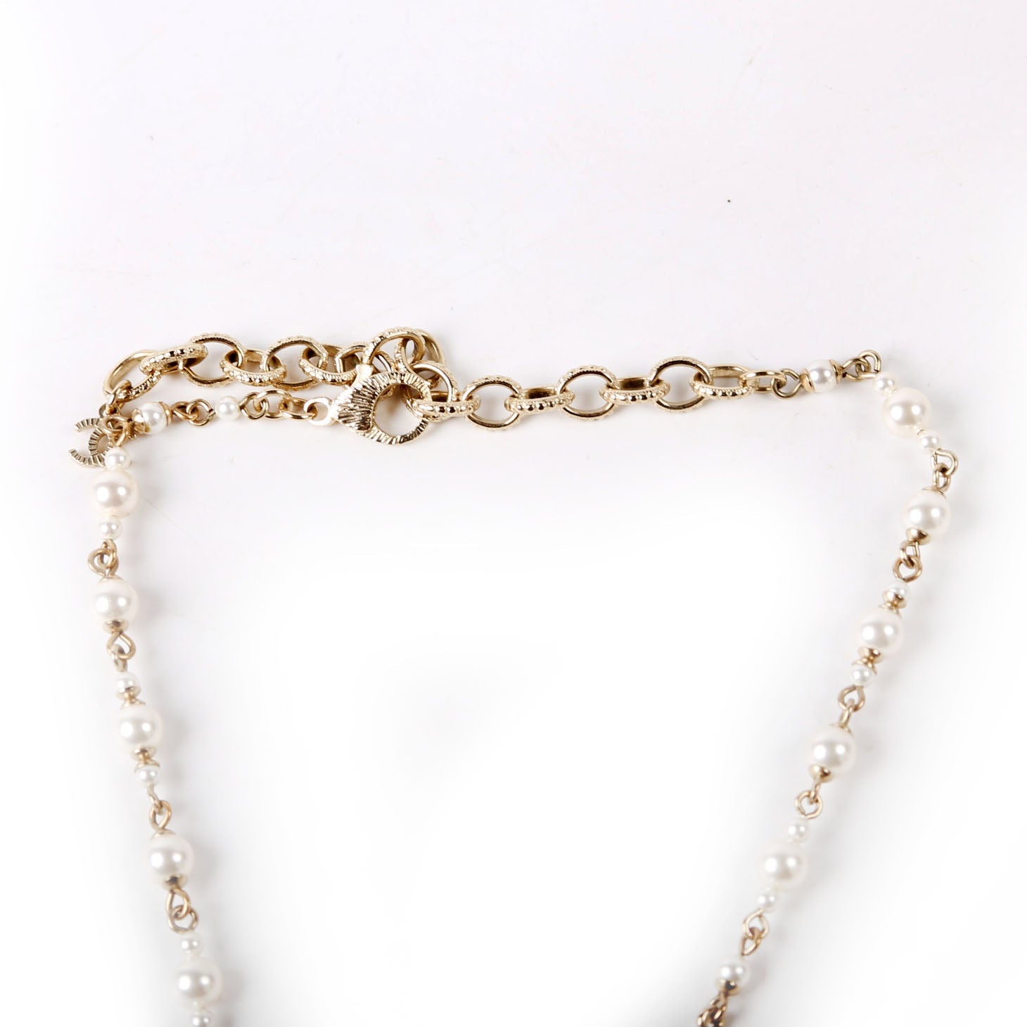 CC Charms Pearl Choker Necklace Gold/Pearl
