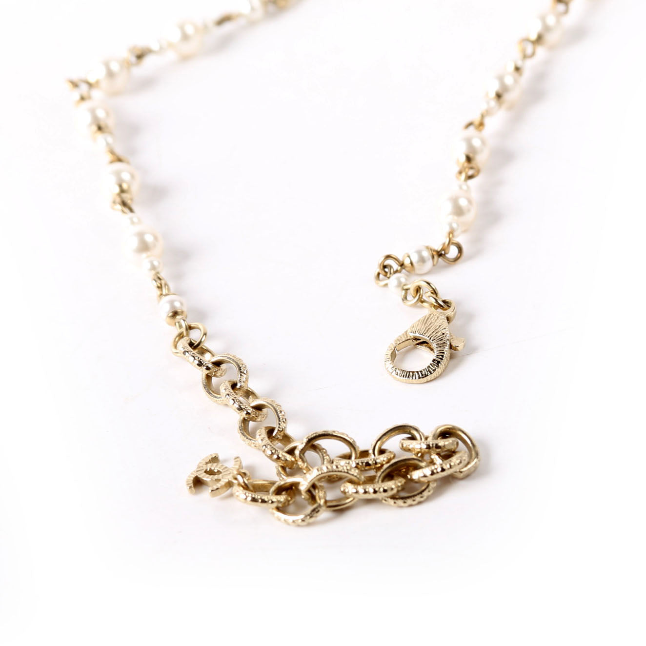 CC Charms Pearl Choker Necklace Gold/Pearl