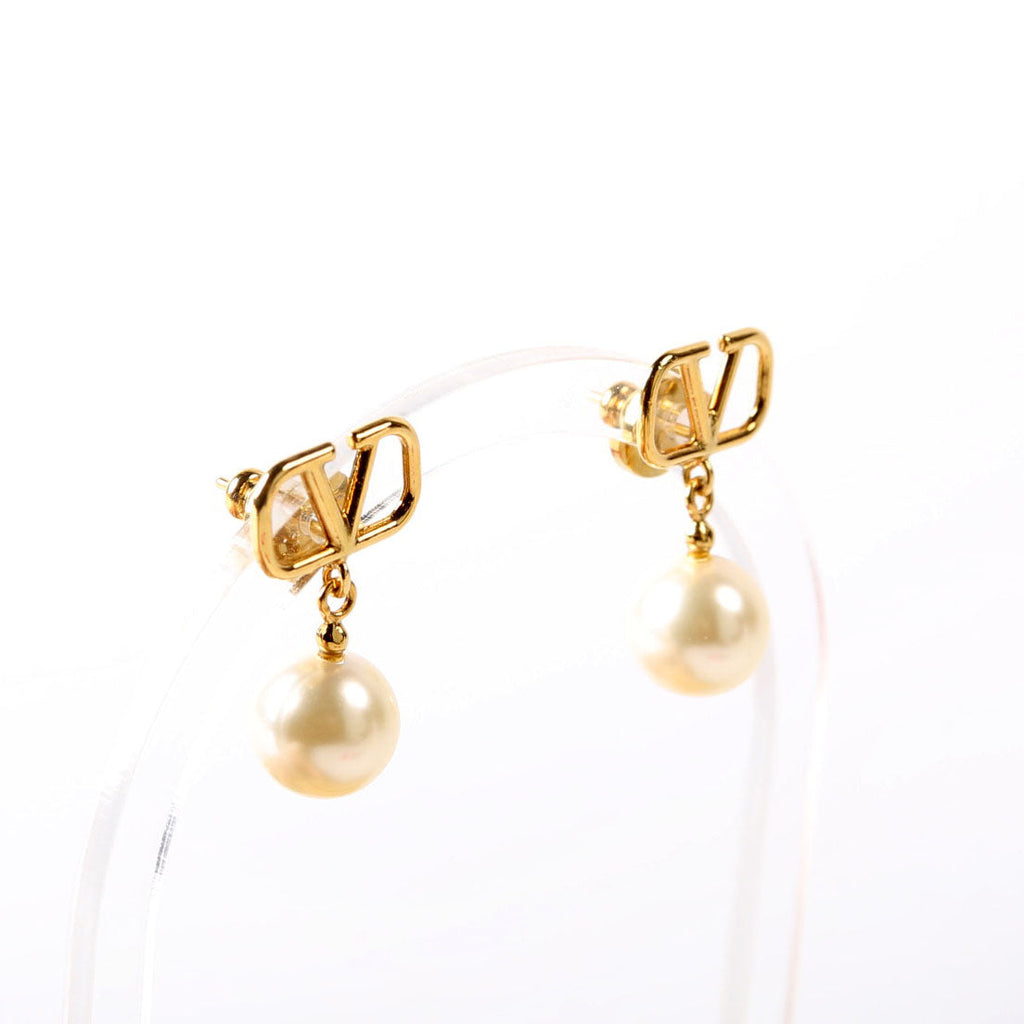 VLogo Pearl Drop Earrings Gold/Pearl