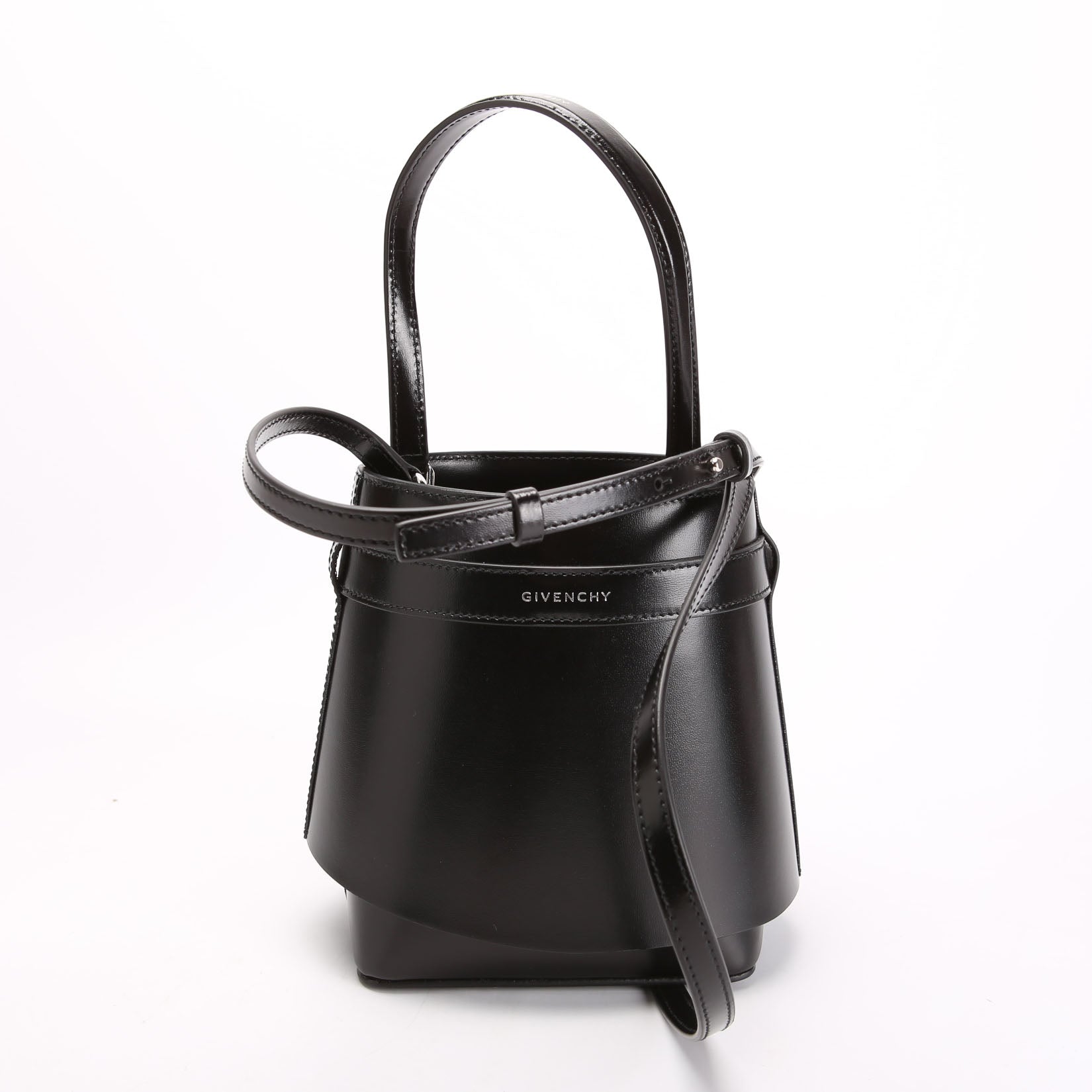 Shark Lock Bucket Bag Box Calfskin