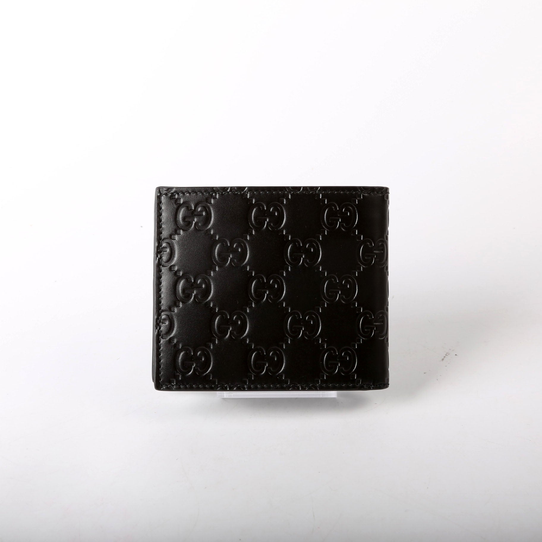 779836 GG Emblem Bi-Fold Wallet Black