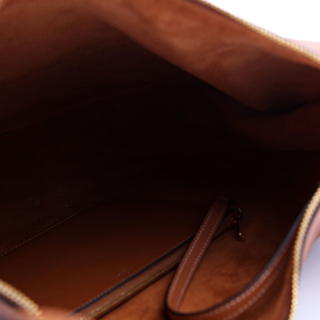Triomphe Heloise Medium Shoulder Calfskin Brown