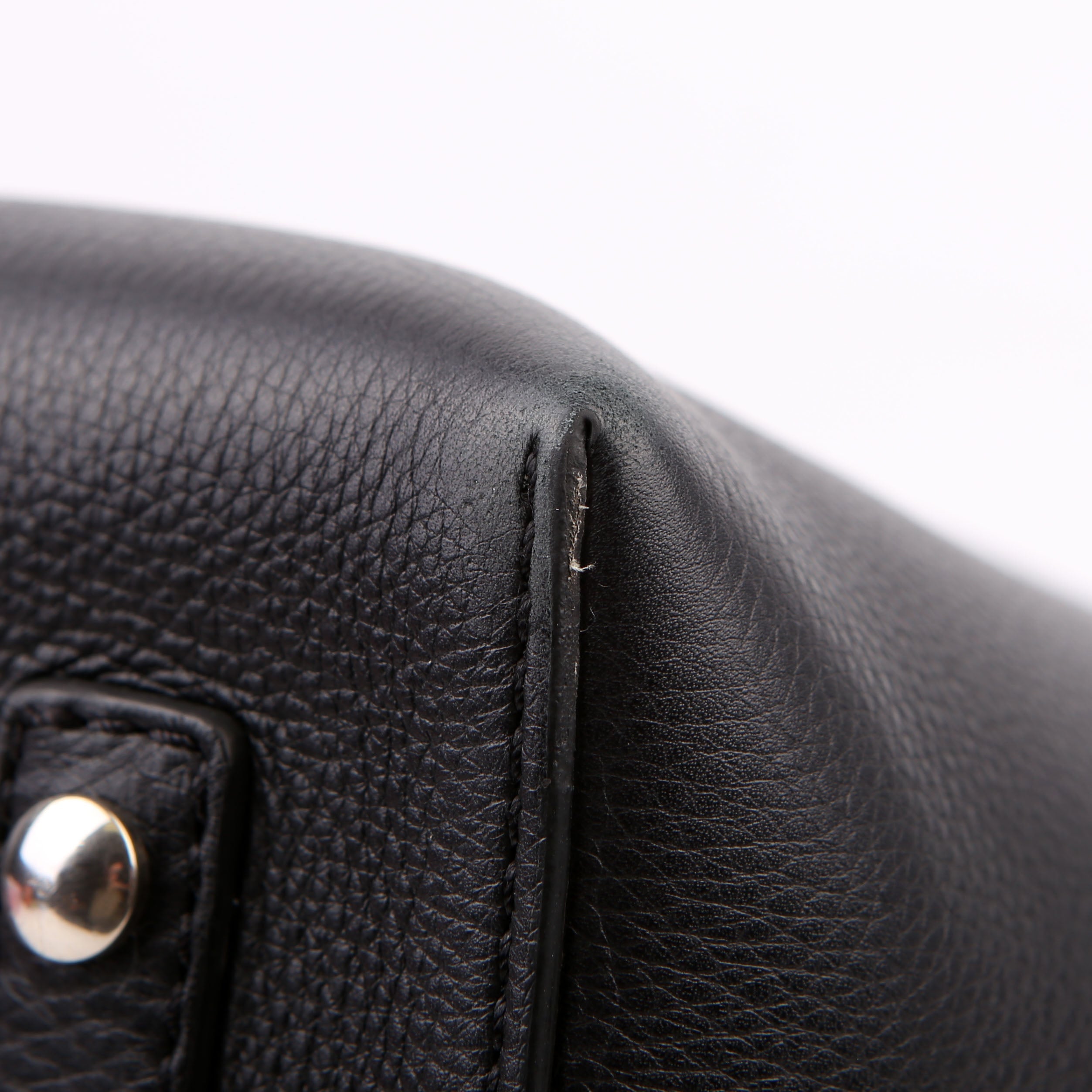 Belt Tote Bag Medium Leather Black