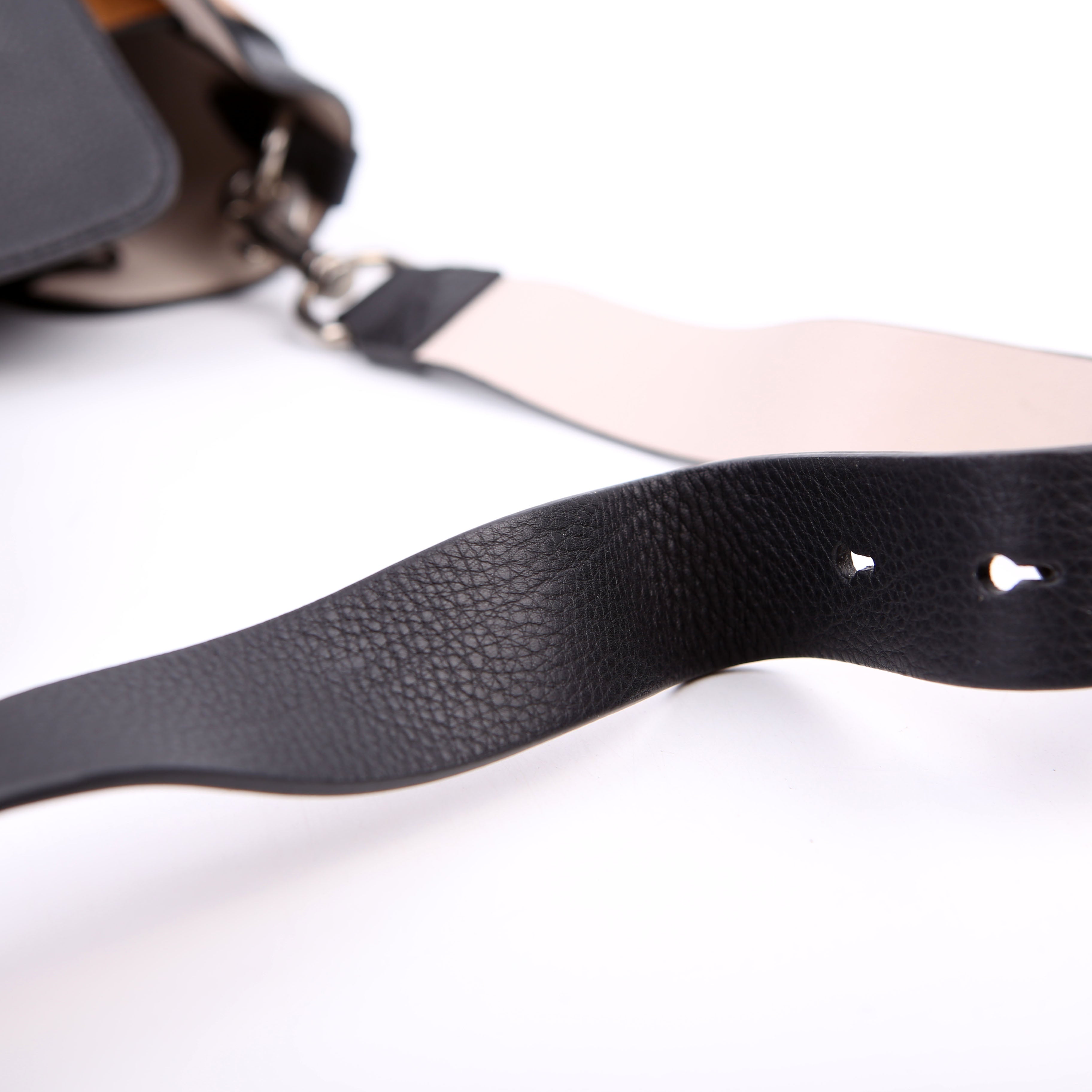 Belt Tote Bag Medium Leather Black