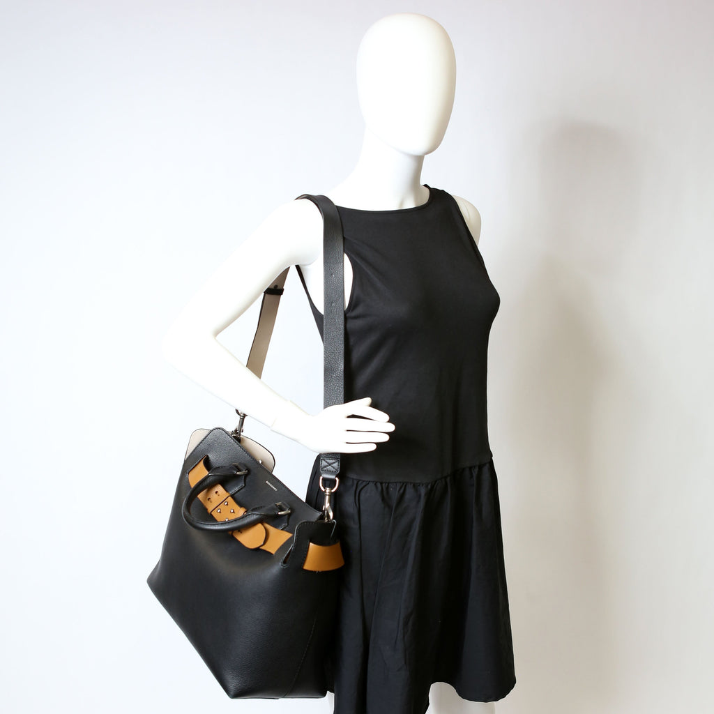 Belt Tote Bag Medium Leather Black