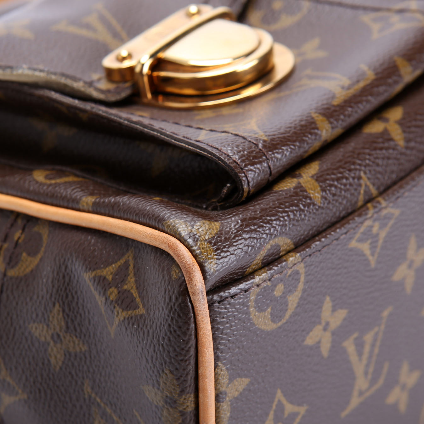 Manhattan PM Monogram