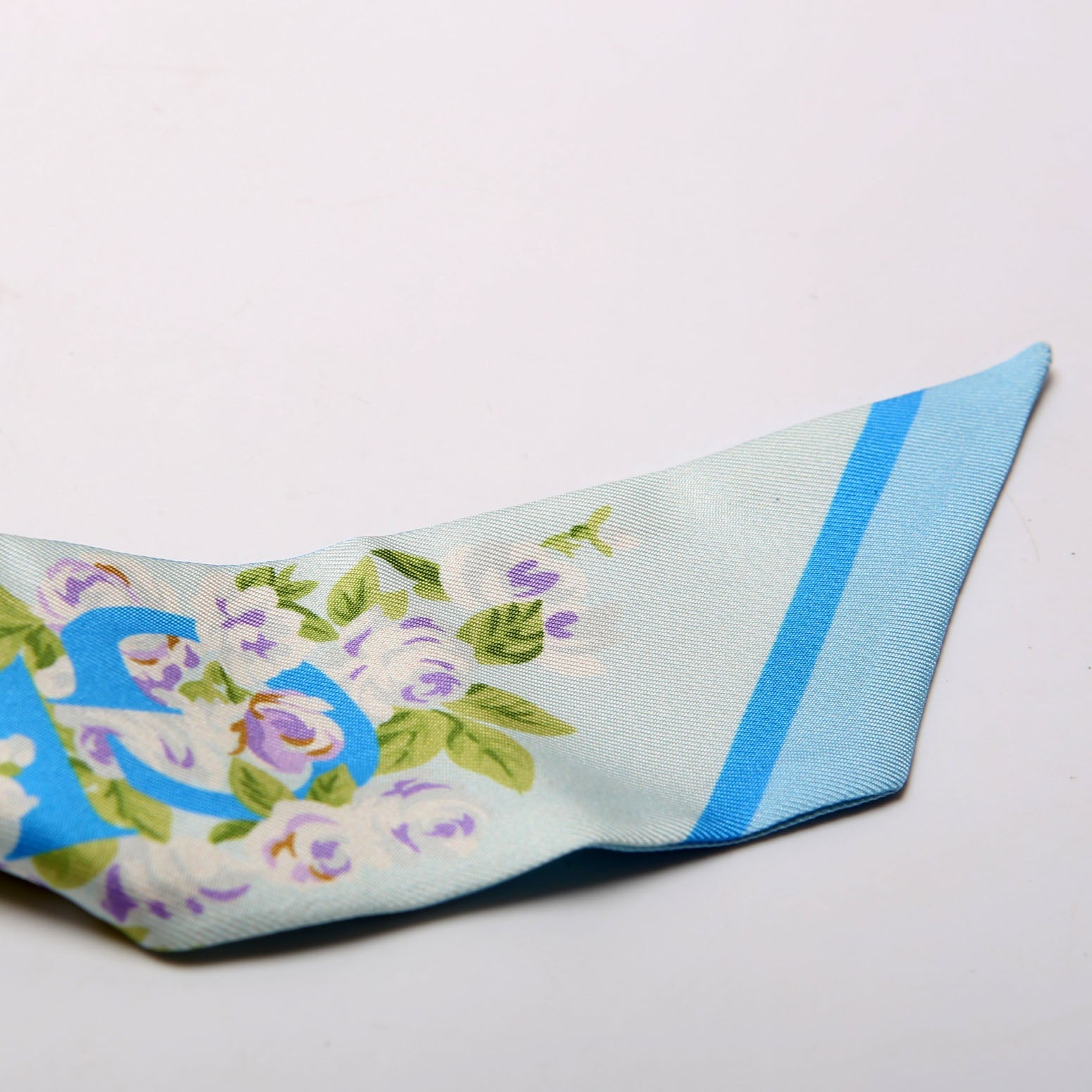 Logo Floral Twilly Silk Scarf Blue