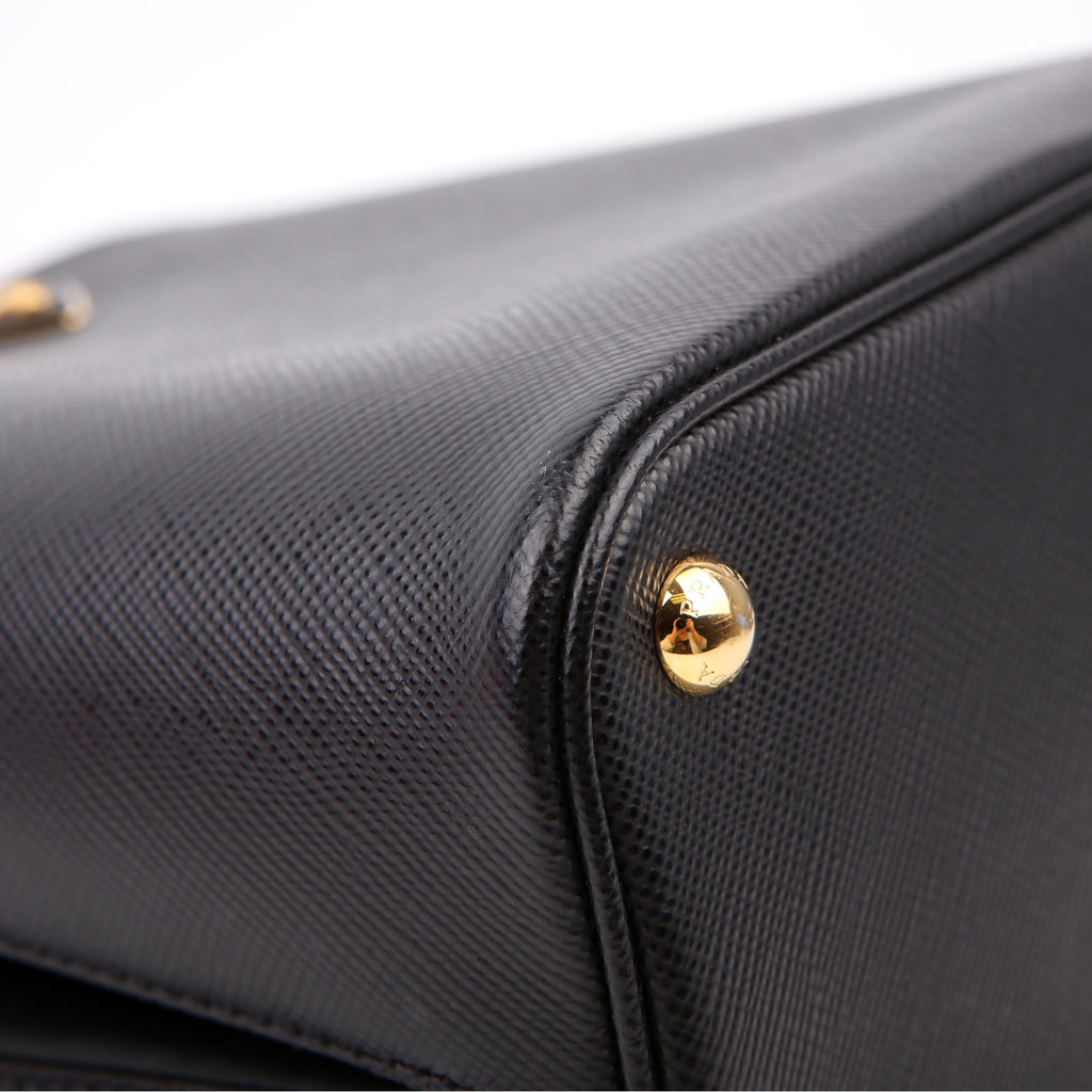 Saffiano Cuir Medium Panier Bag Black