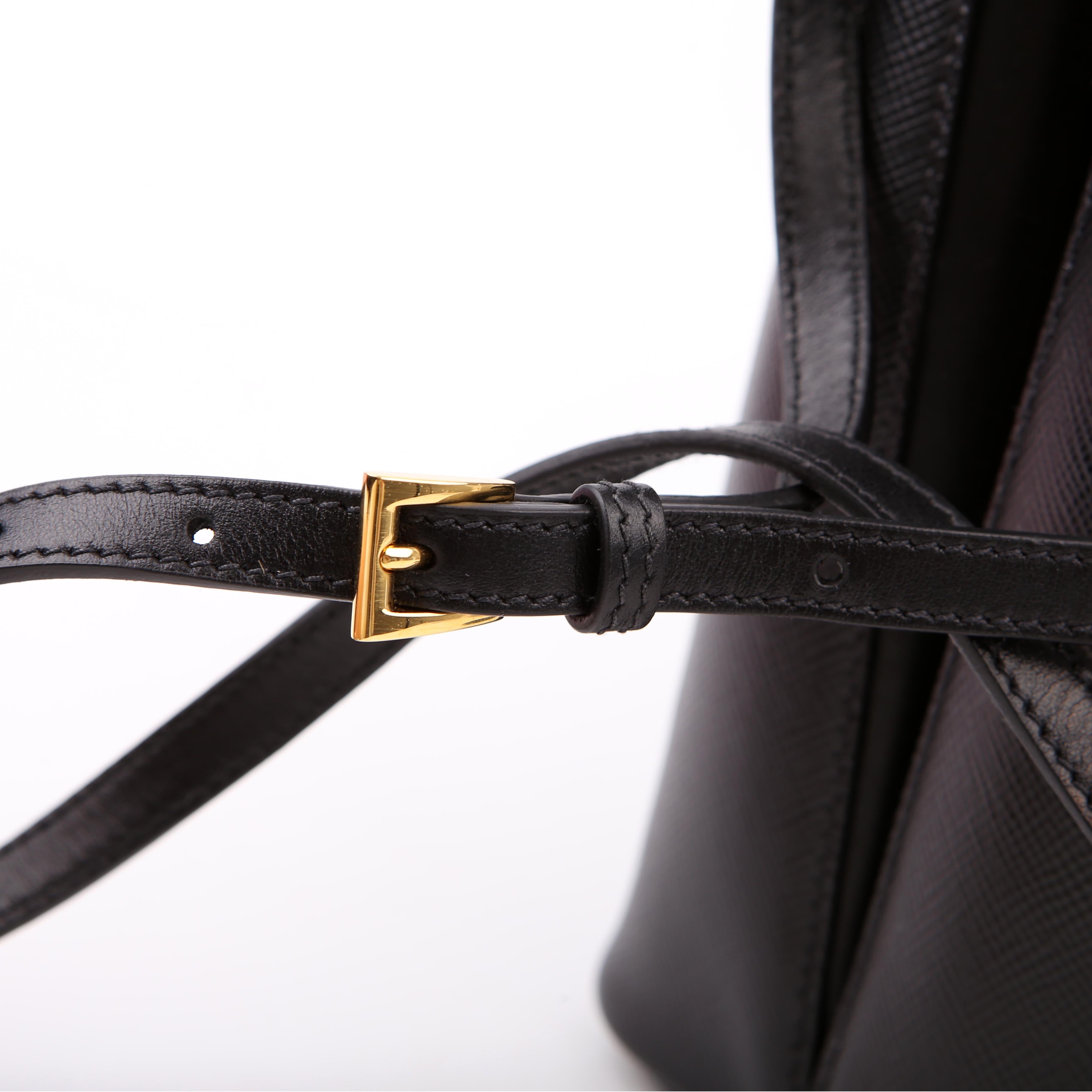 Saffiano Cuir Medium Panier Bag Black