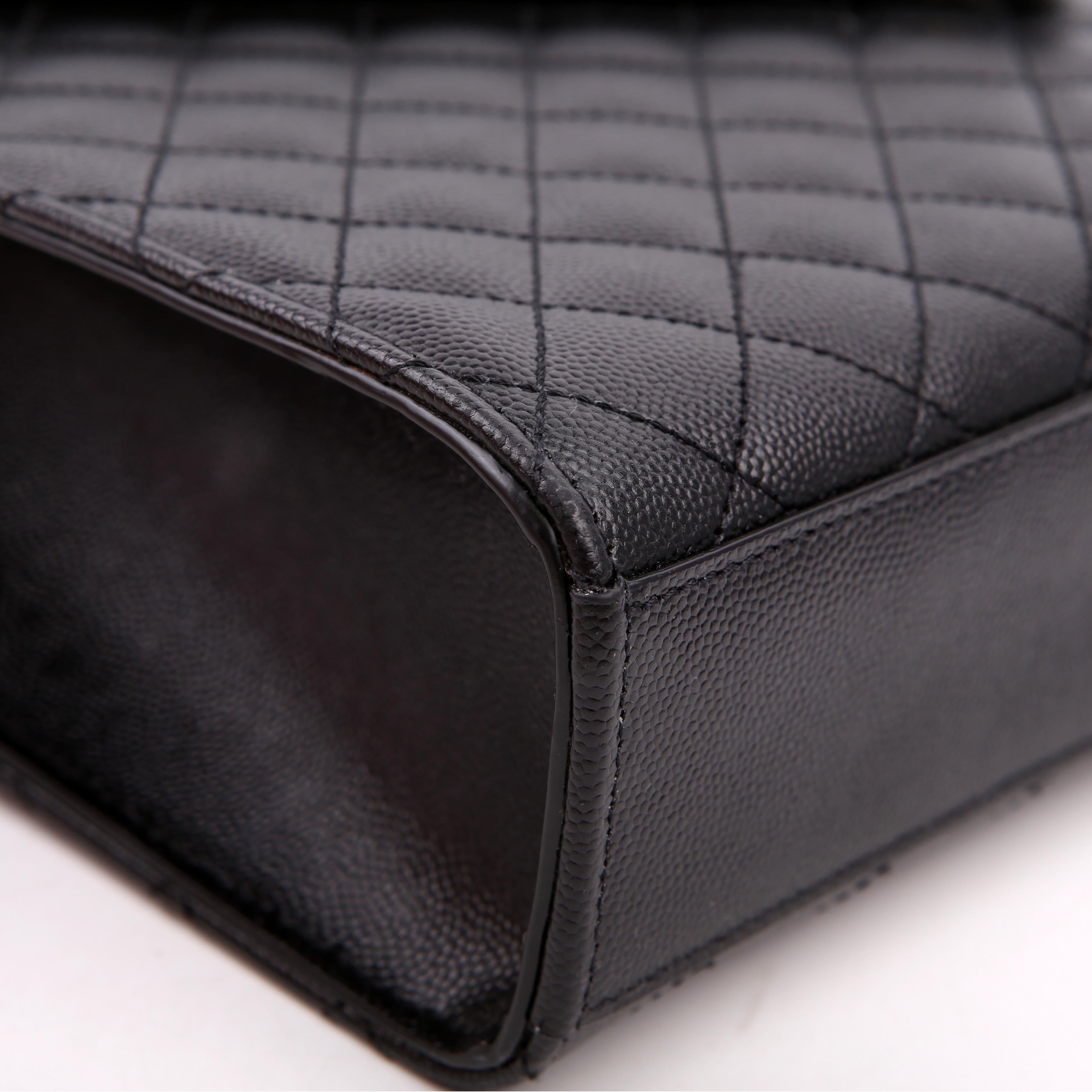 Envelope Chevron Large Black