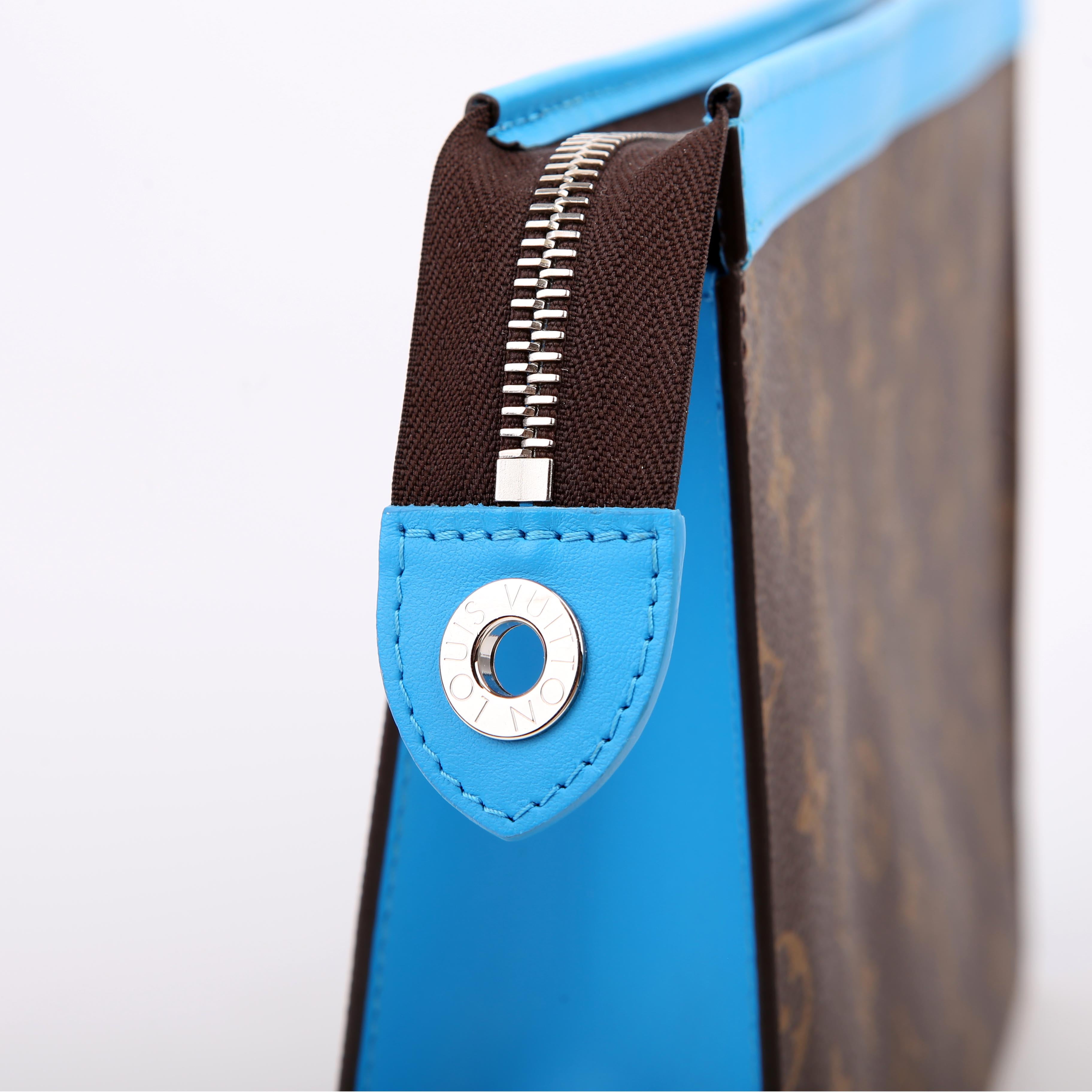 Pochette Voyage MM Macassar Monogram Blue