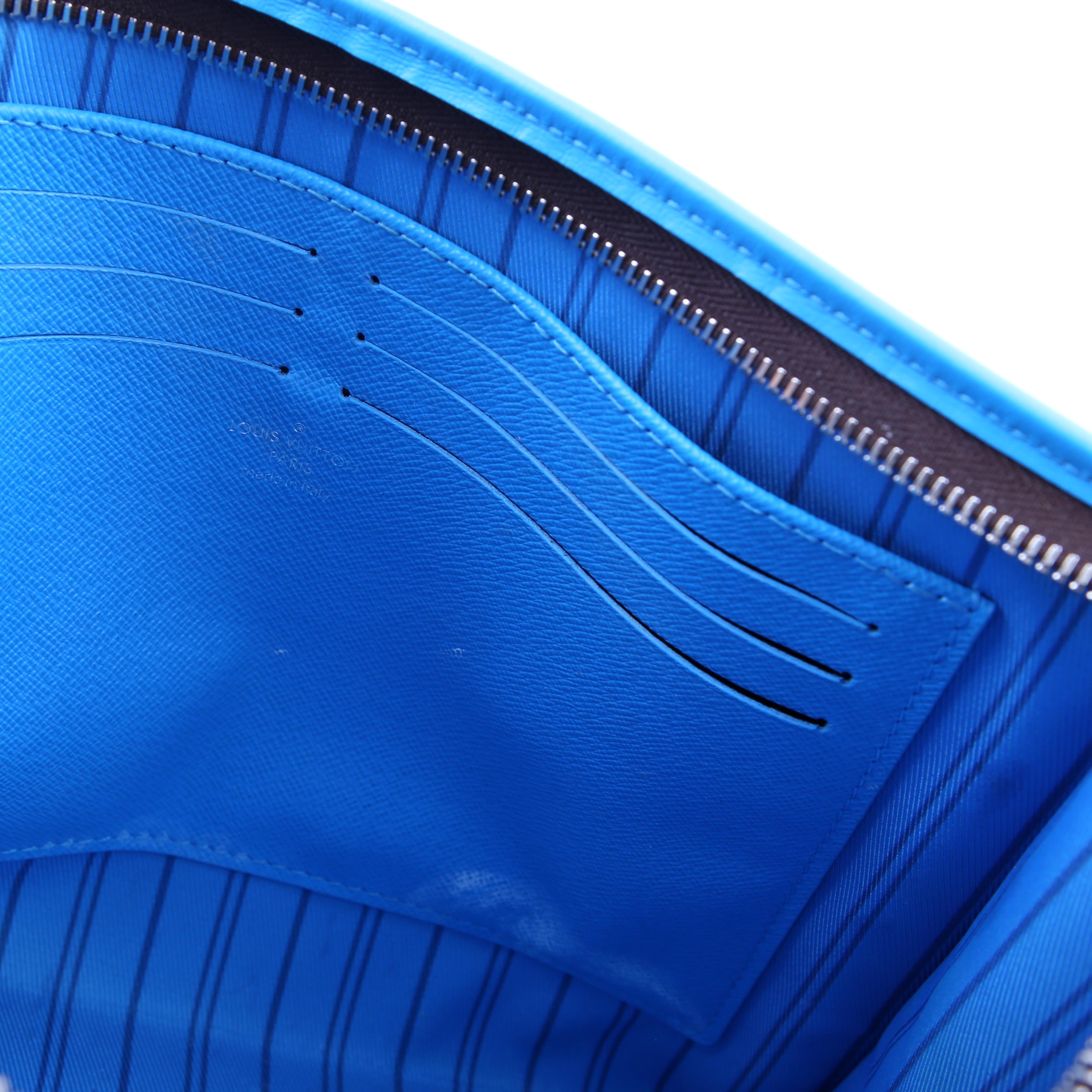 Pochette Voyage MM Macassar Monogram Blue