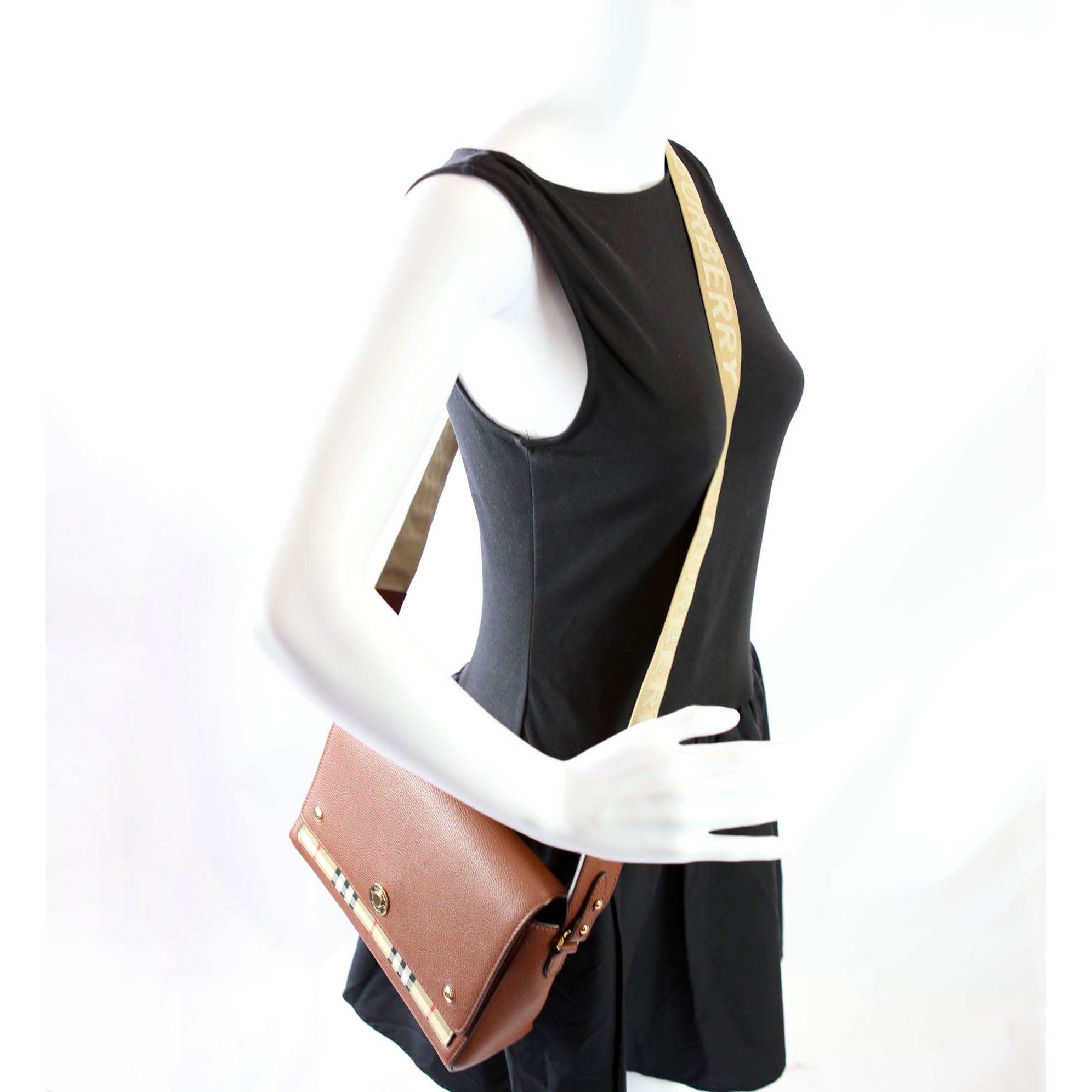 Note Crossbody Vintage Check Medium Brown