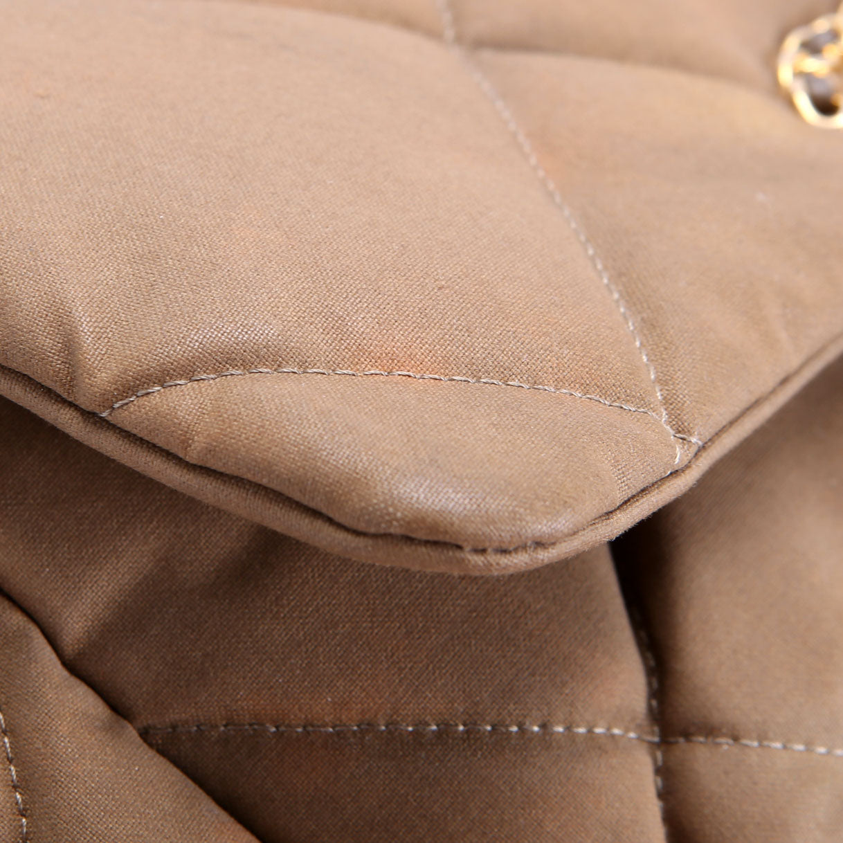 Quilted Canvas 19 Large 29M