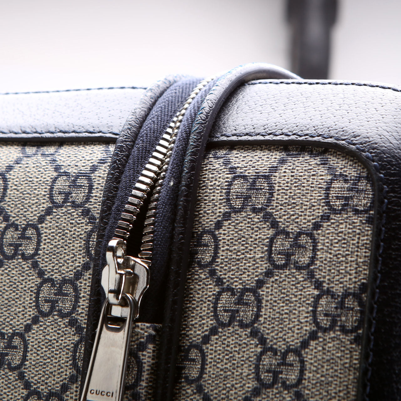 Gucci 693664 GG Supreme Savoy Trolley Medium