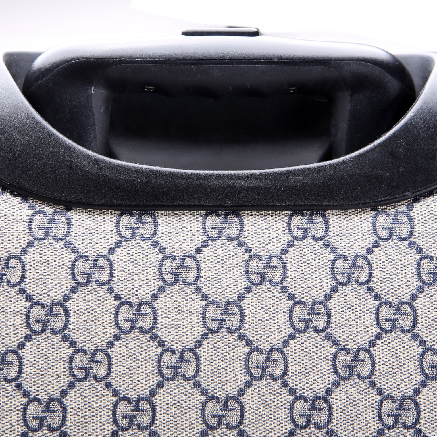 Gucci 693664 GG Supreme Savoy Trolley Medium