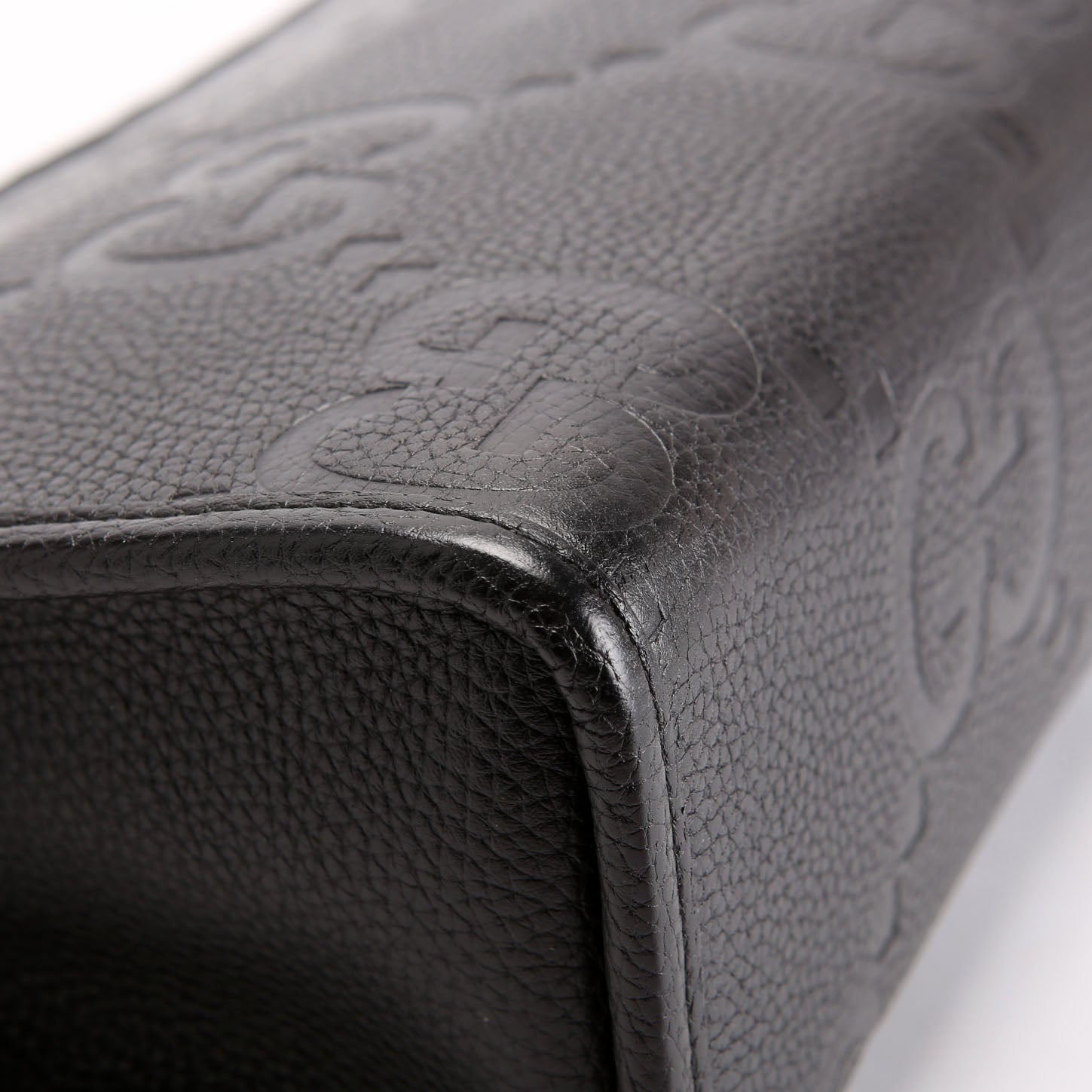 739490 Jumbo GG Leather Zip Pouch Black