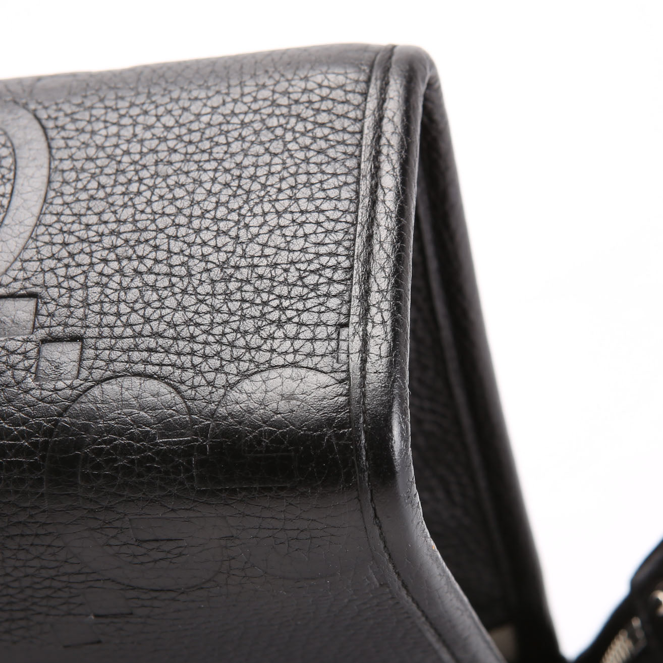 739490 Jumbo GG Leather Zip Pouch Black