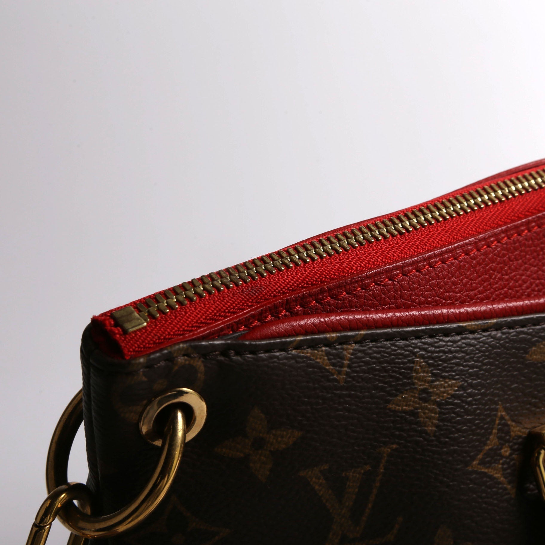 Pallas Tote Monogram Leather Side Red
