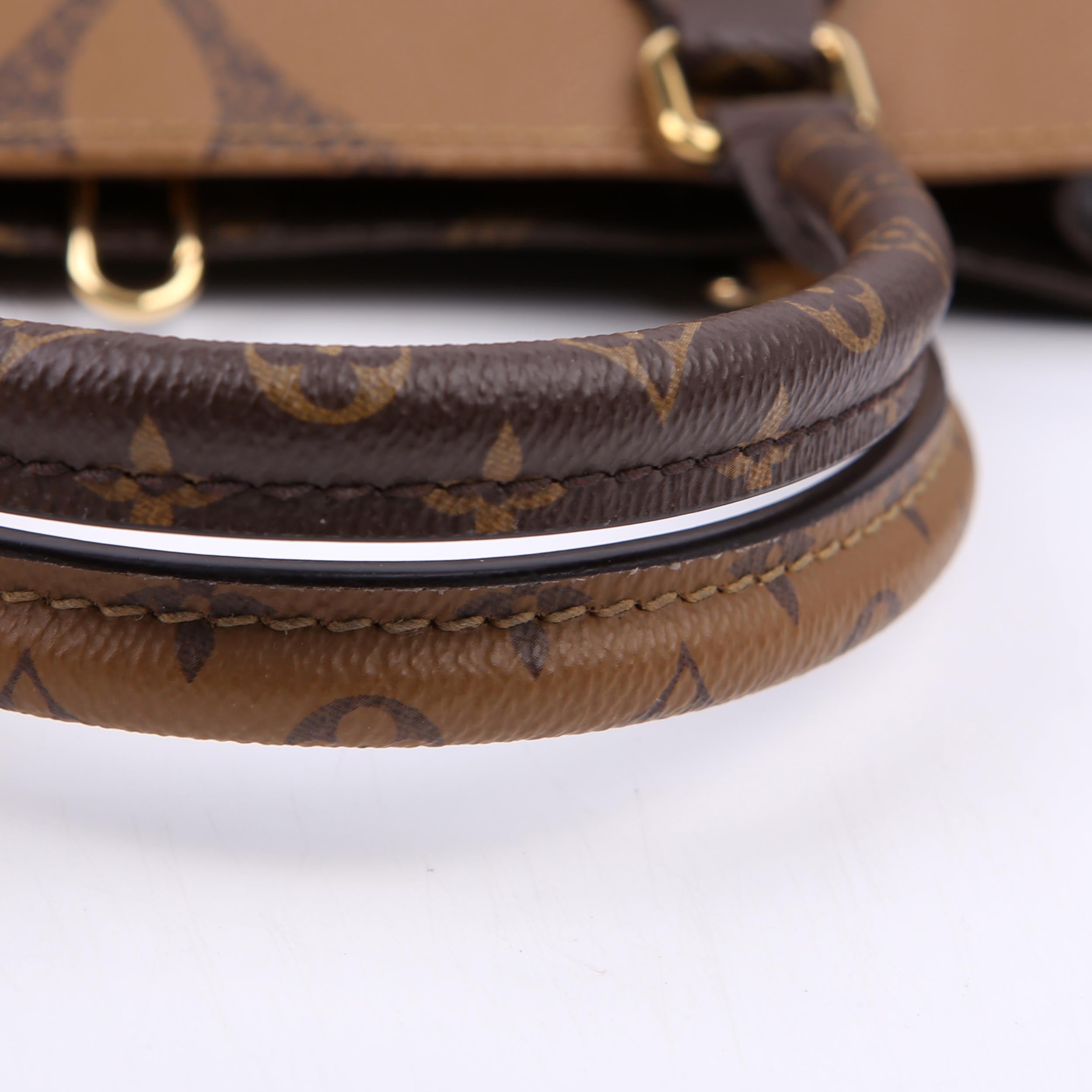 ONTHEGO MM Reverse Monogram