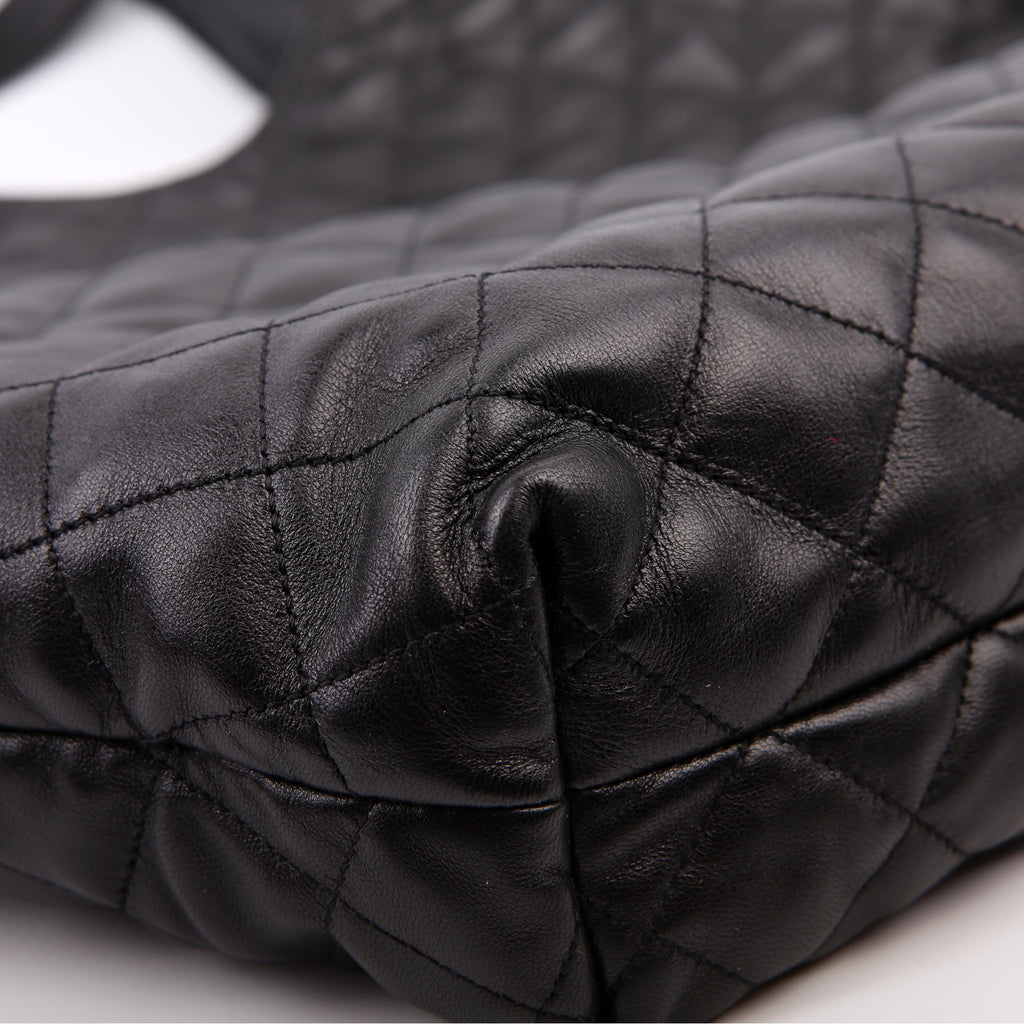 SAINT LAURENT Maxi Icare Shopping Black