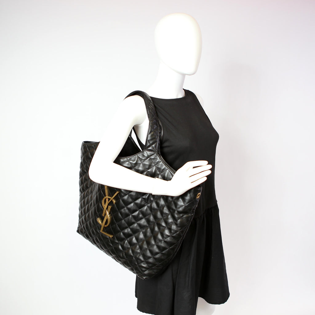 SAINT LAURENT Maxi Icare Shopping Black