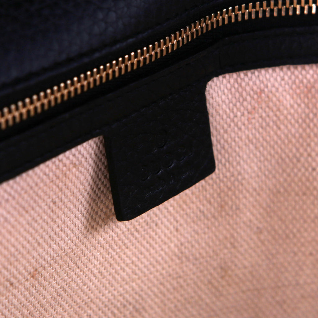 Gucci 336753 Soho Leather Clutch Black